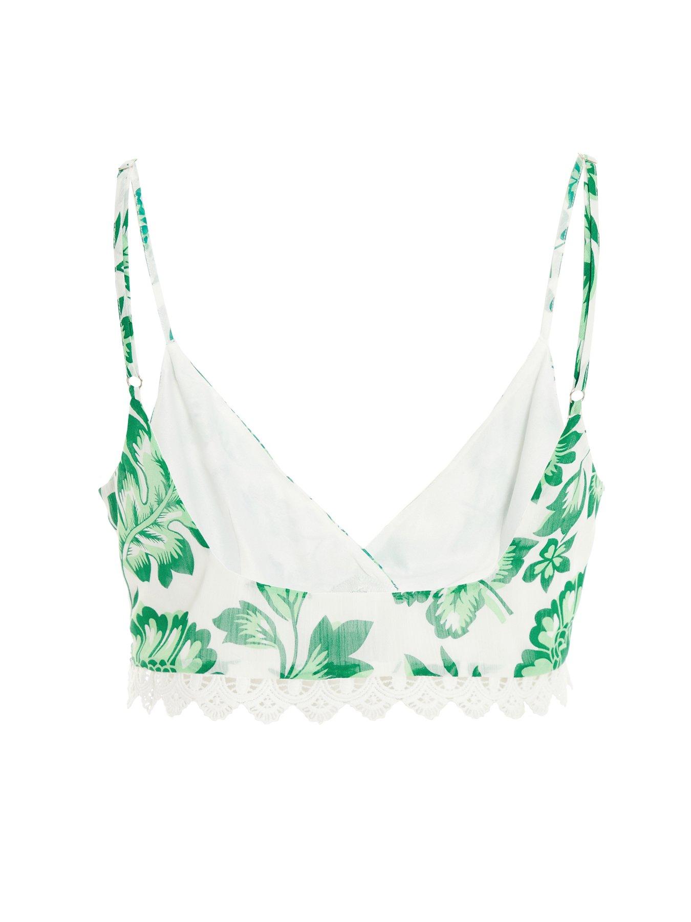 Image 5 of 6 of Quiz Tropical Print Crop Top