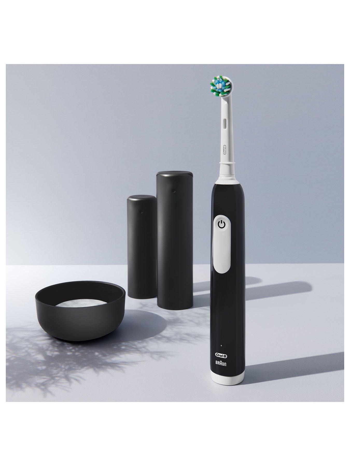  image of oral-b-pro-1-cross-action-black-travel-case