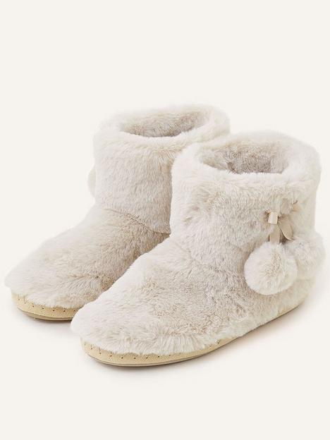 accessorize-supersoft-slipper-boot-white
