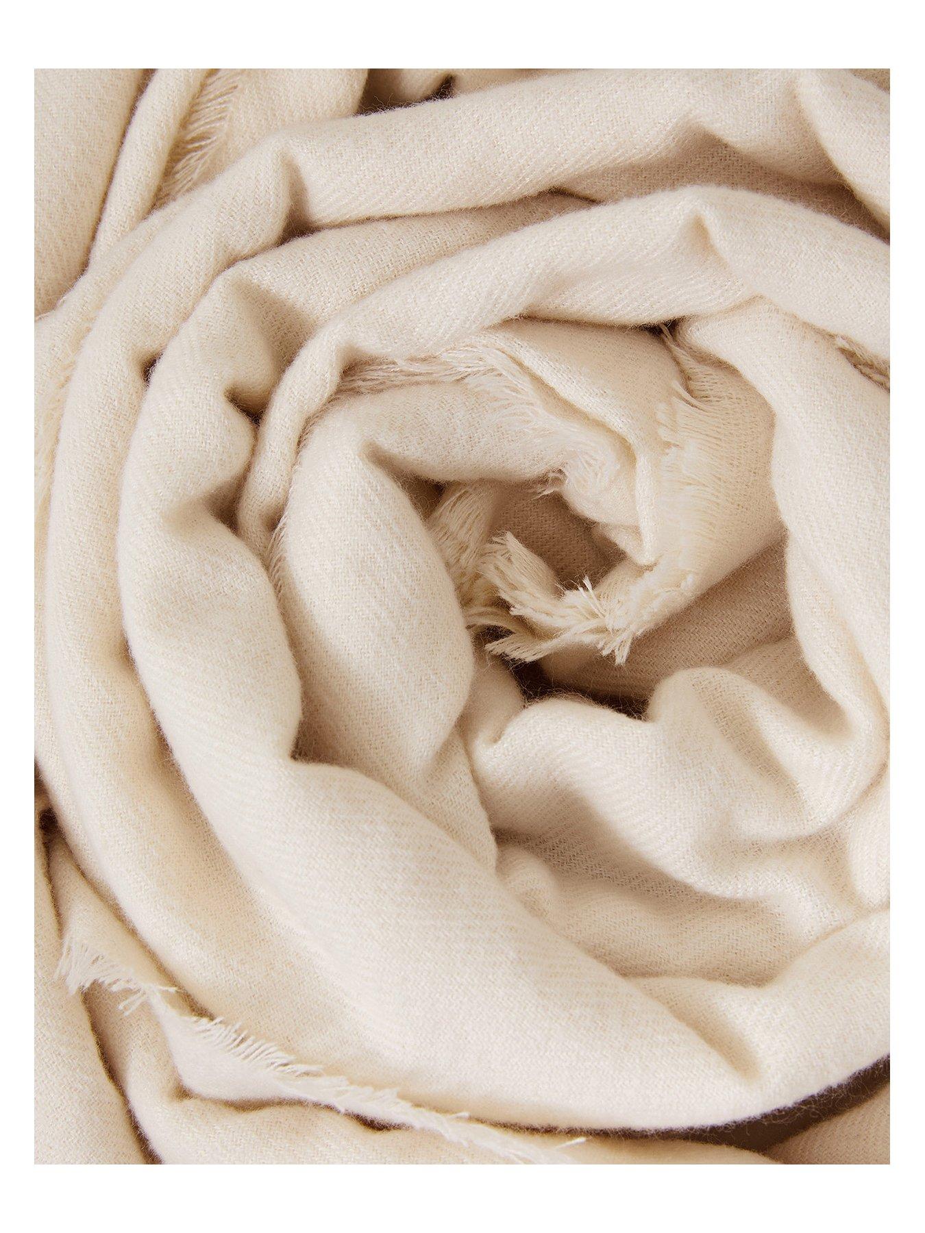  image of accessorize-grace-supersoft-blanket