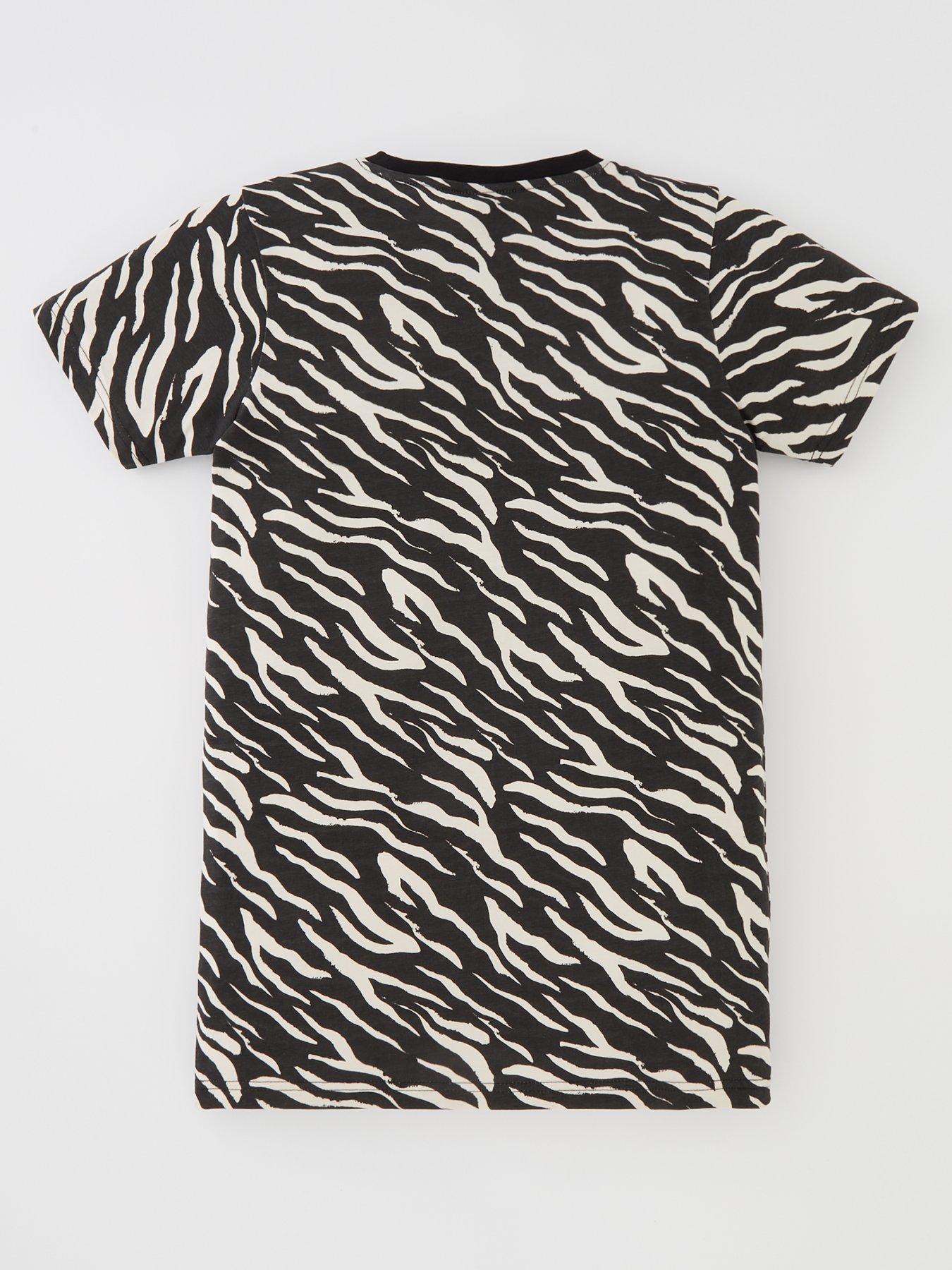 Image 2 of 4 of Ellesse Junior Girls Ezrah Zebra Print Dress