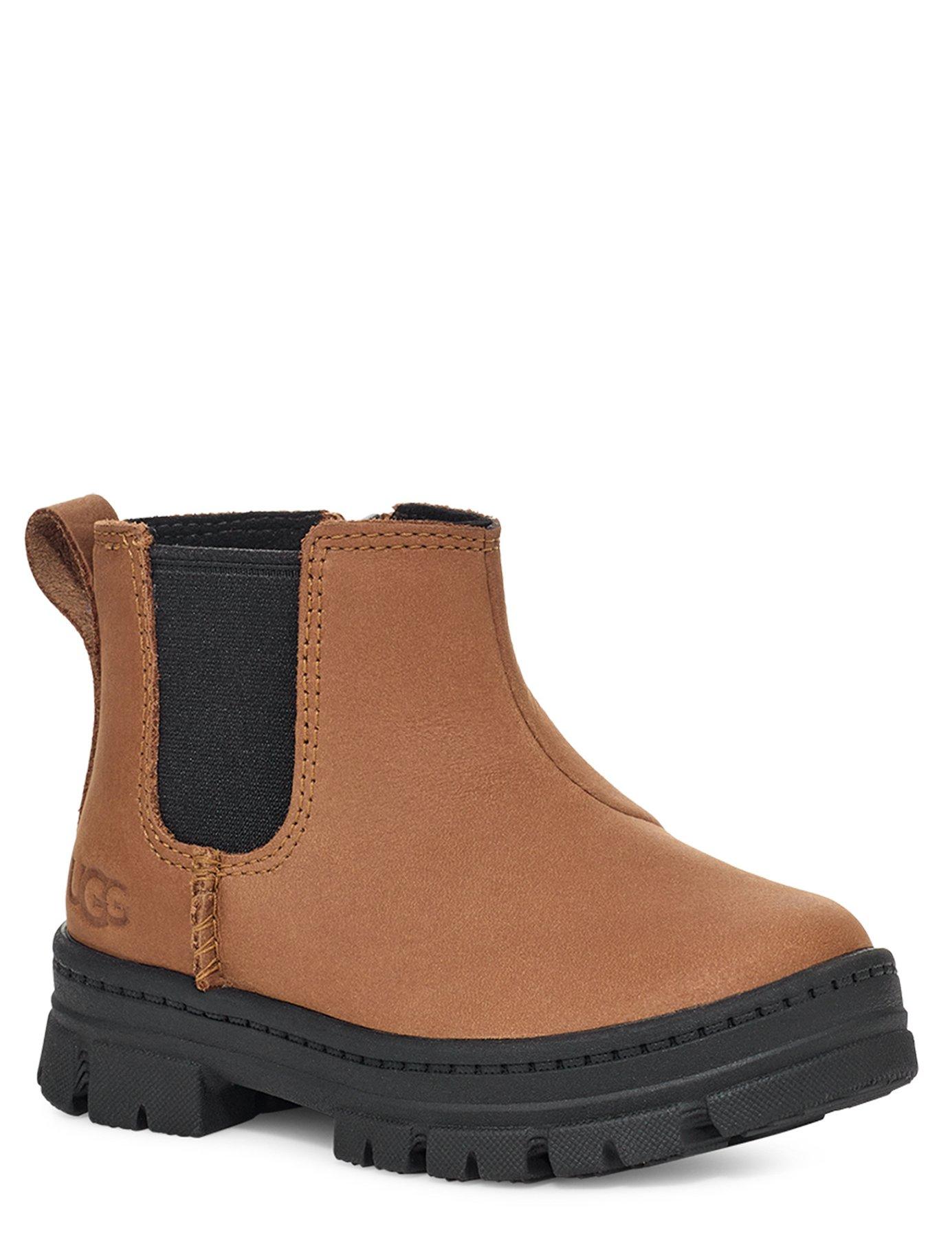 Kids cheap uggs clearance