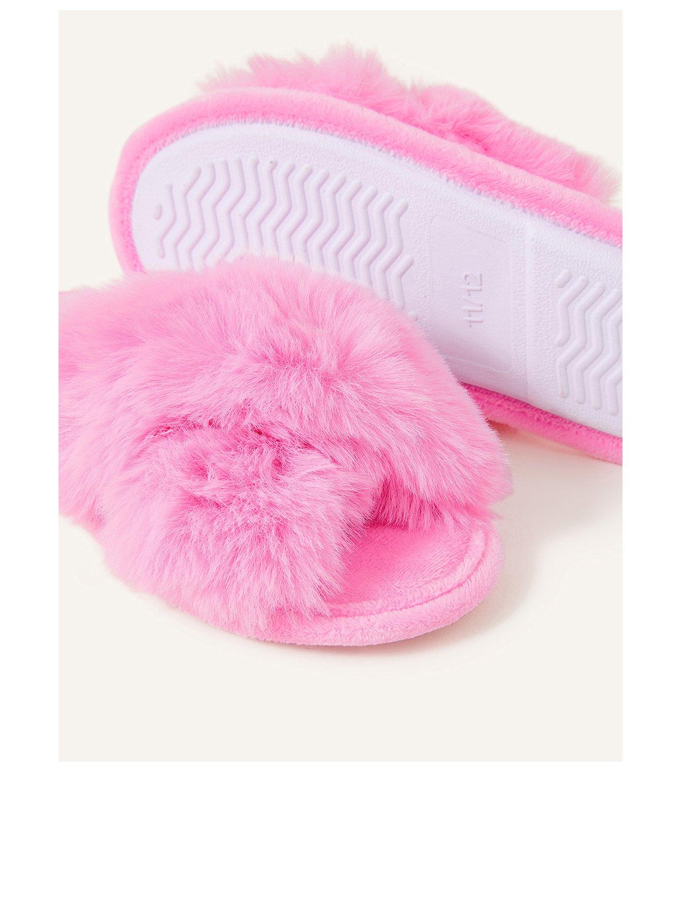 Pink fluffy flip sales flops