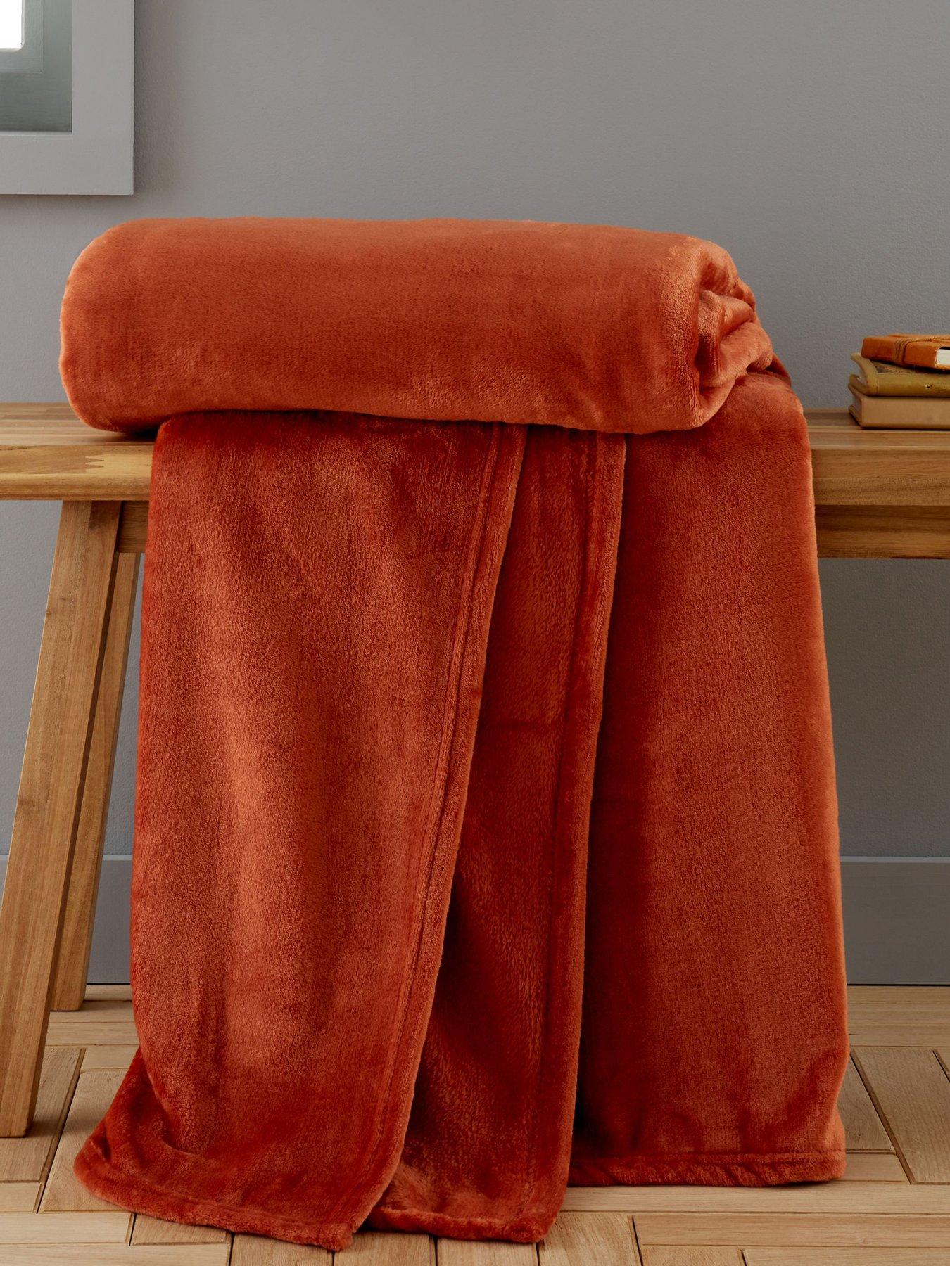 Catherine Lansfield Raschel Extra Large Throw Range 200x240cm