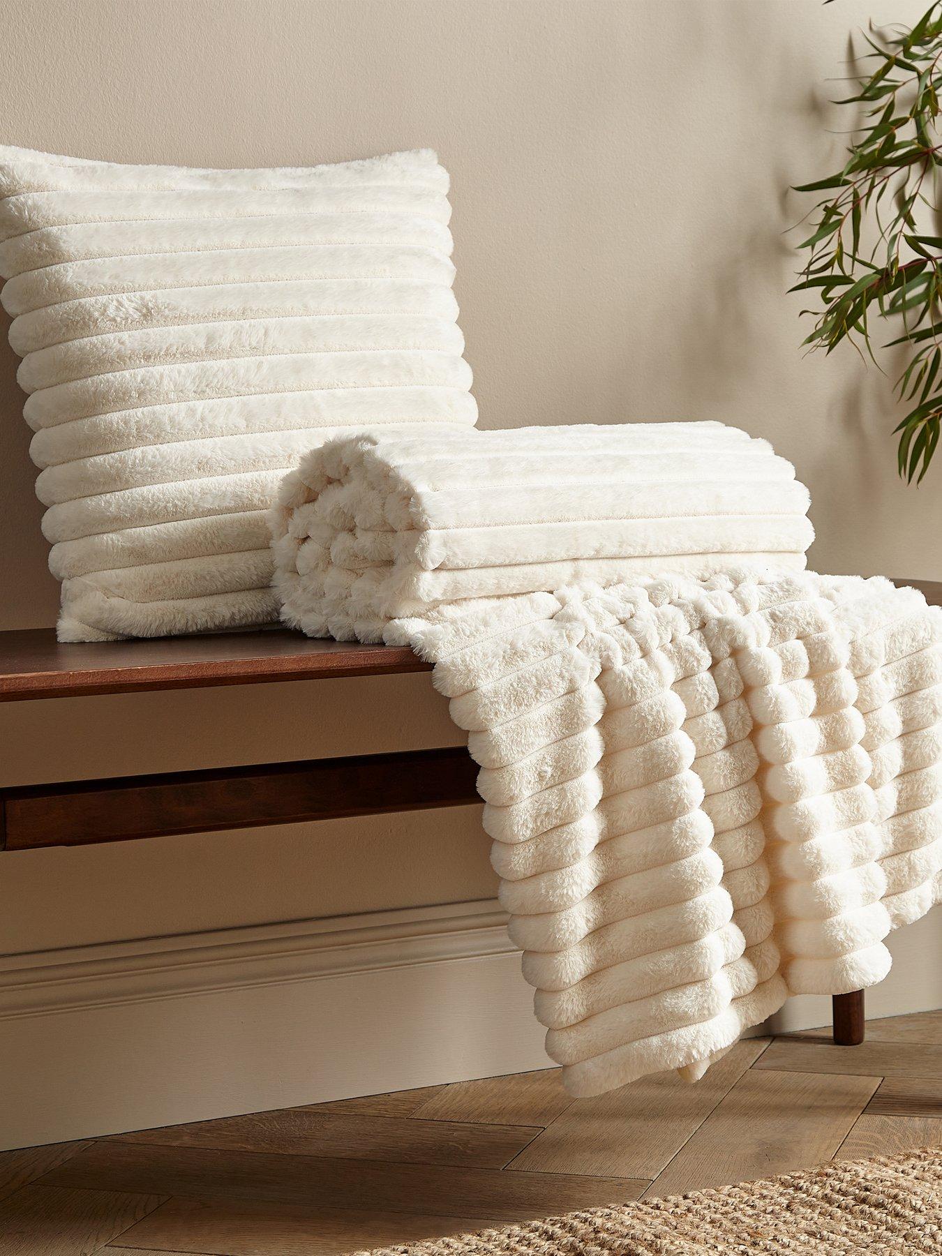 Image 4 of 6 of Catherine Lansfield Cosy Ribbed Cushion