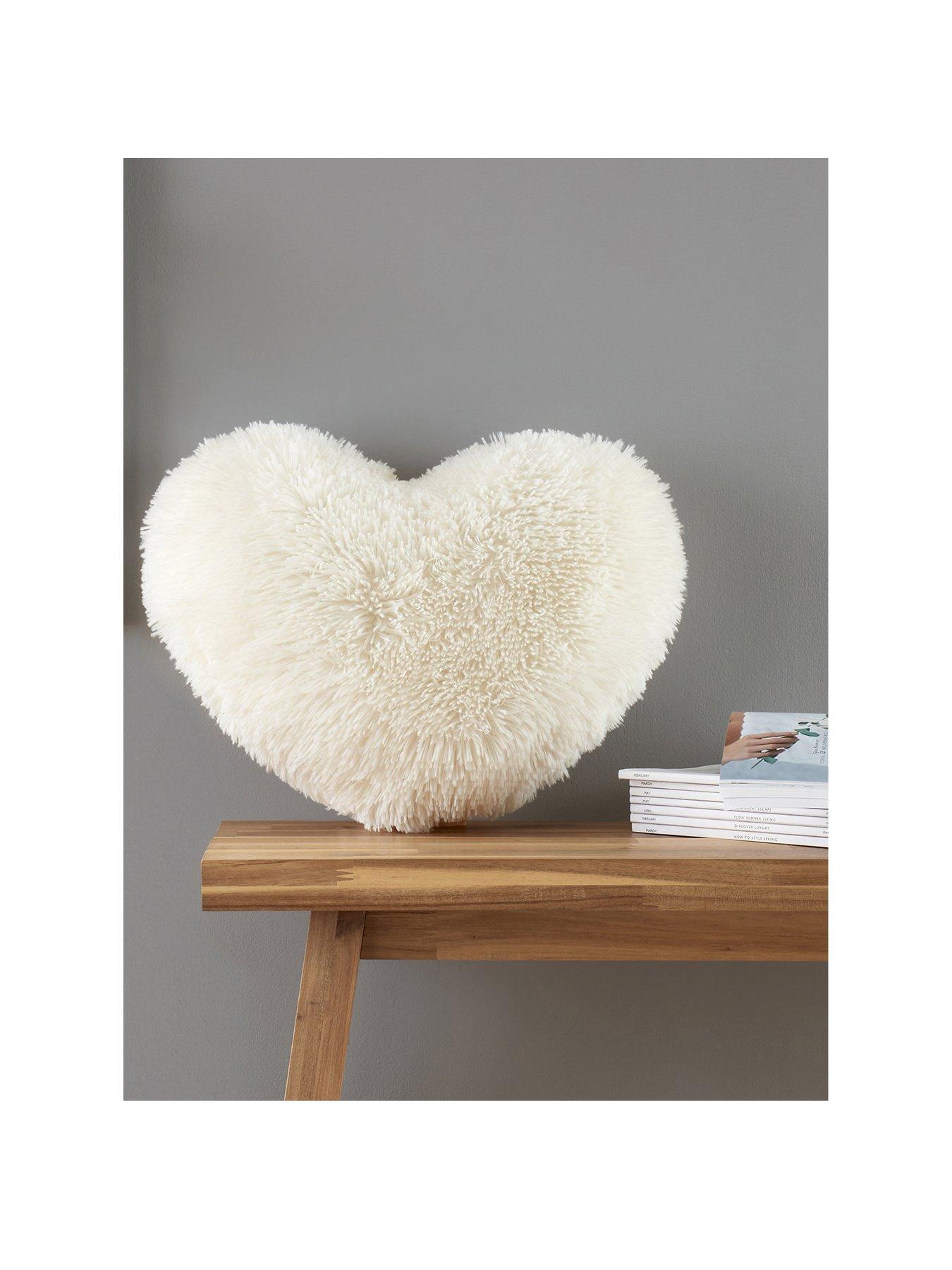  image of catherine-lansfield-cuddly-heart-3d-cushion-cream