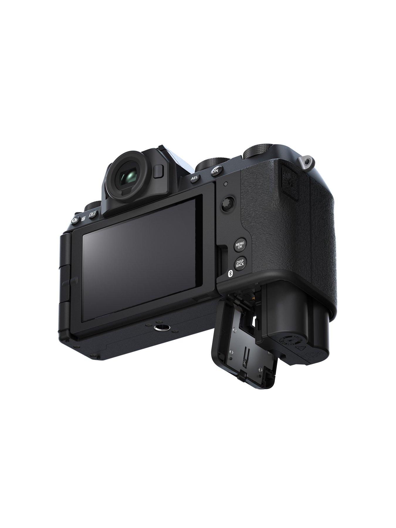  image of fujifilm-x-s20-mirrorless-digital-camera-black-camera-sandisk-64gb-sd-card-system-bag
