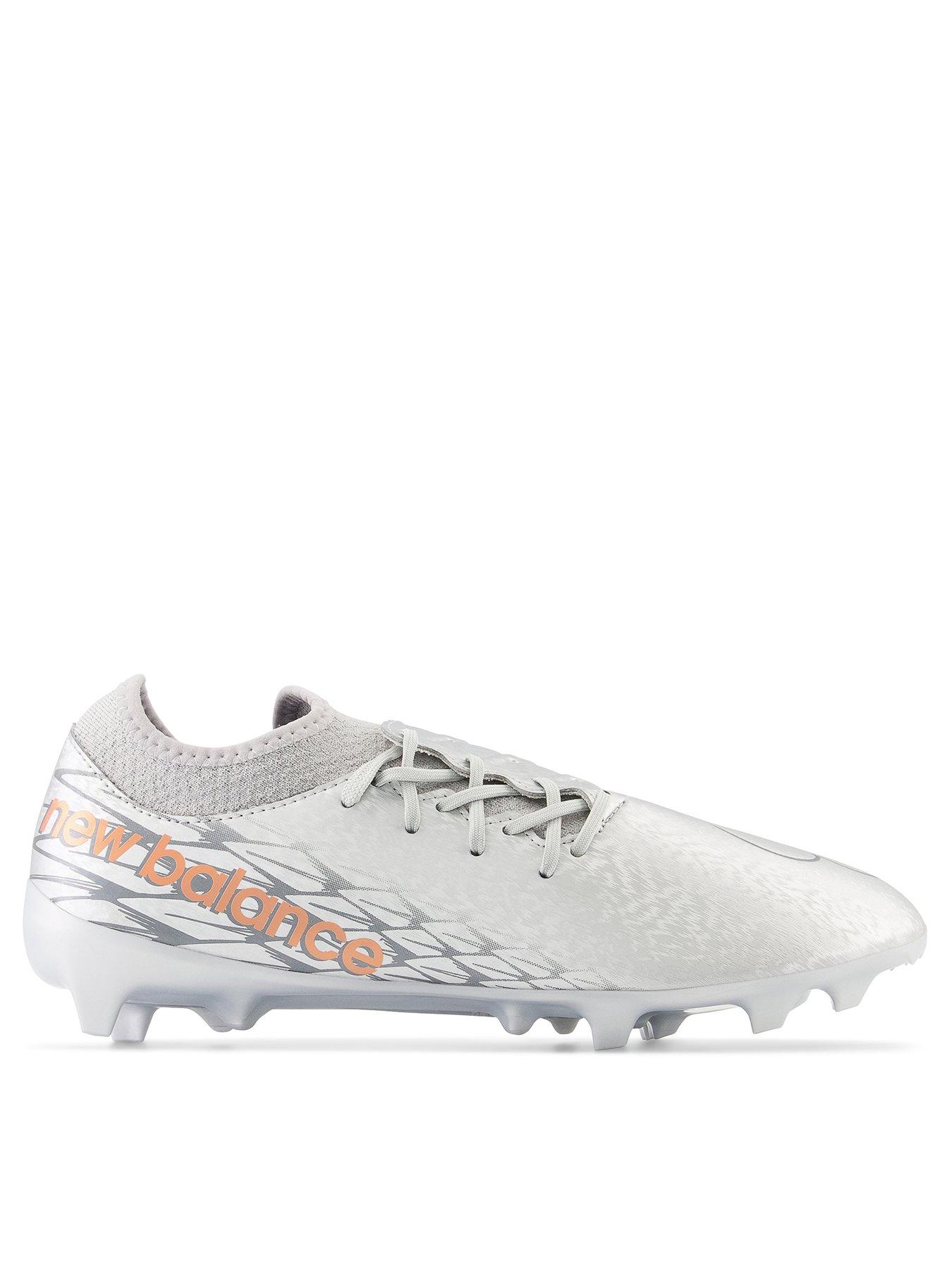 New balance football hot sale boots mens price