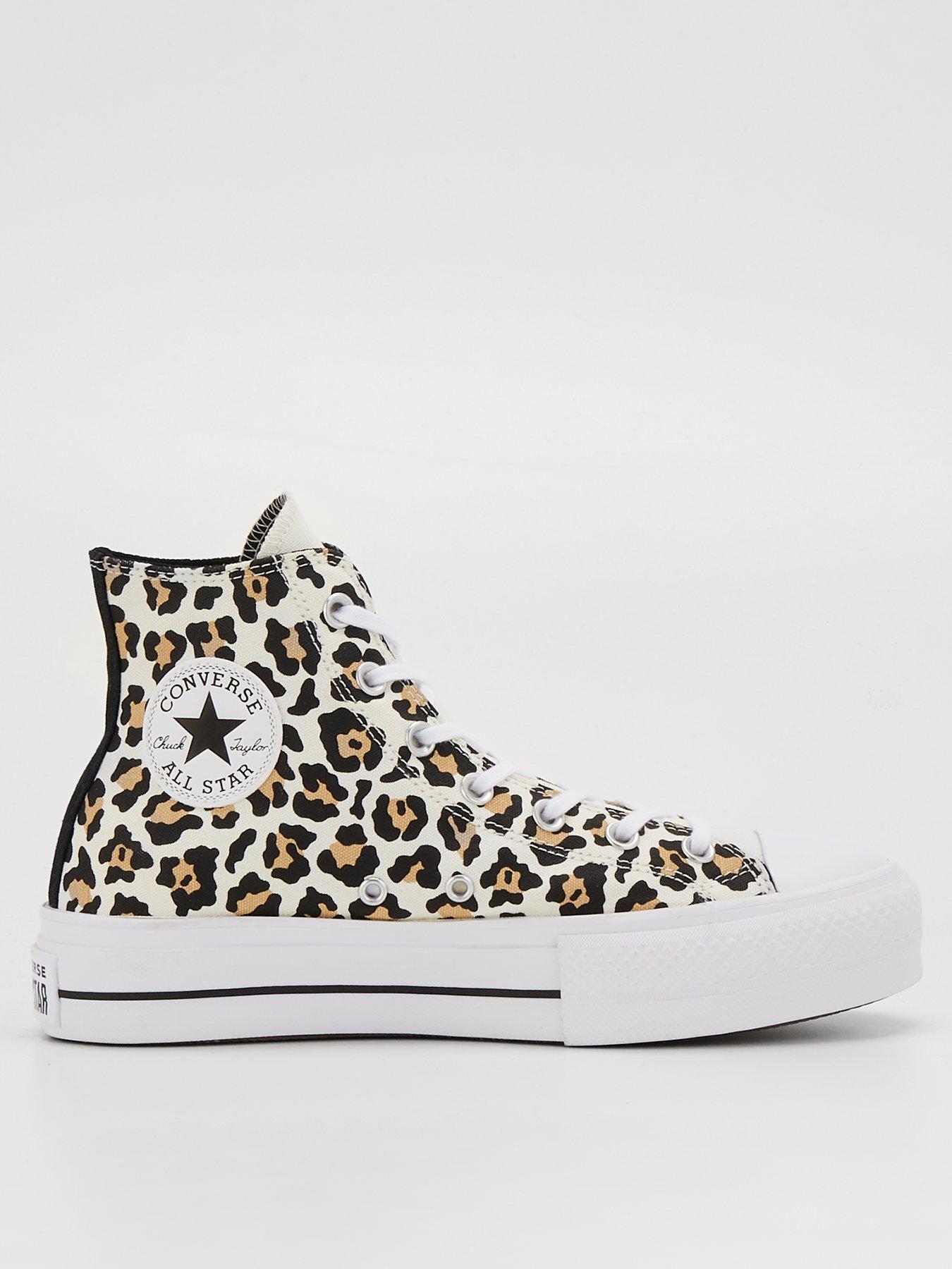 Animal print outlet chuck taylors