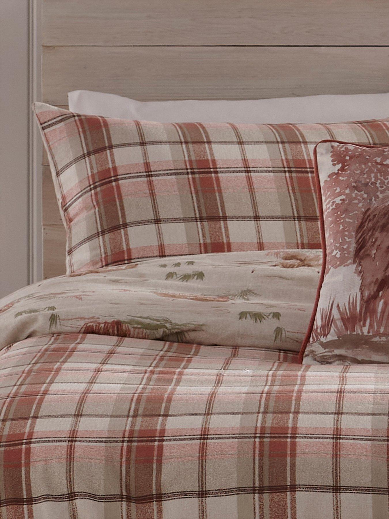 Image 5 of 5 of Dreams & Drapes D&amp;D Hanson Highland Cow Brushed 100% Cotton Duvet Set