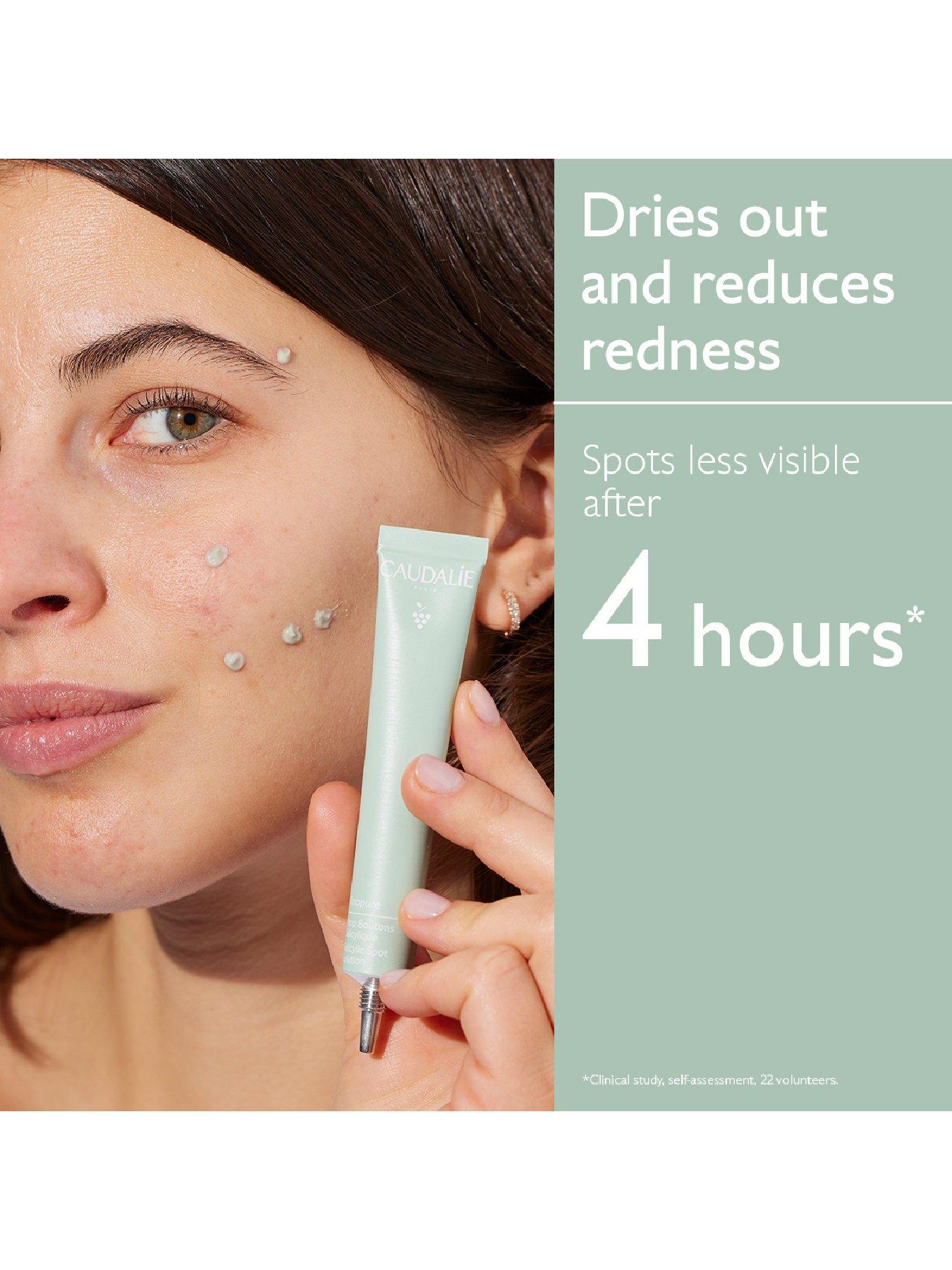  image of caudalie-vinopure-salicylic-spot-solution-15ml