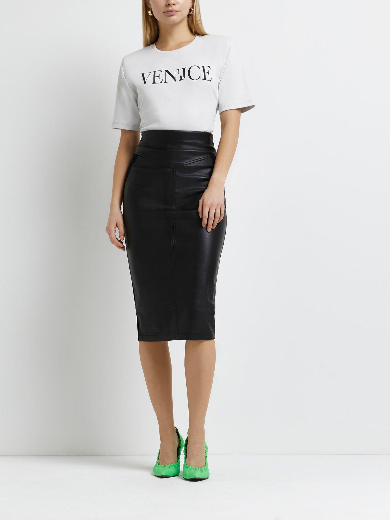 Faux leather pencil outlet skirt 7 little words