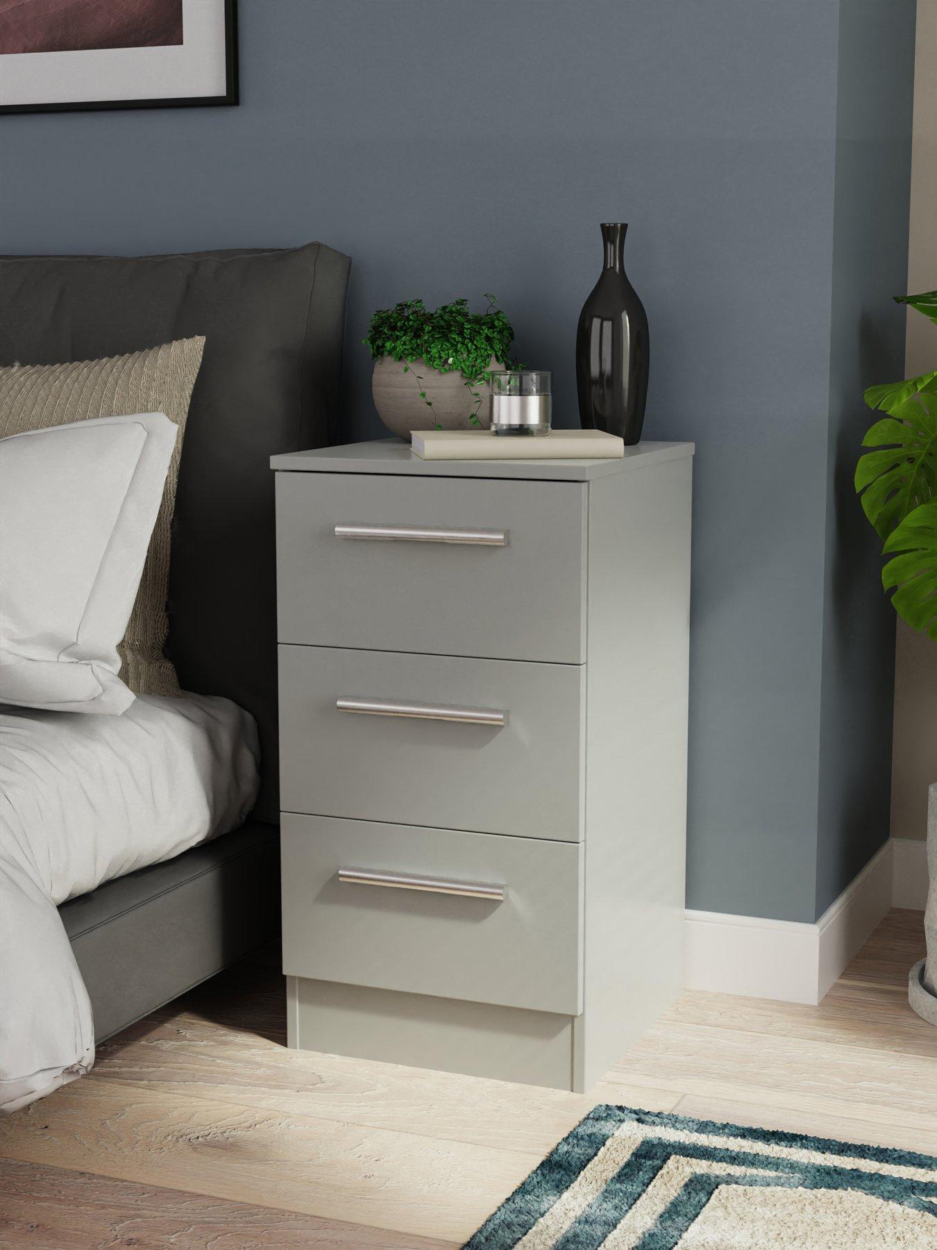 swift-logan-ready-assembled-3-drawer-bedside-grey