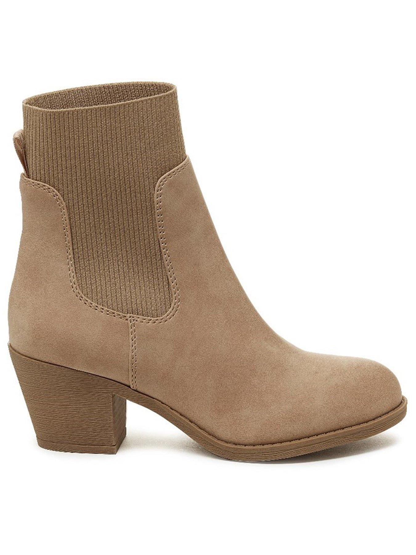 Rocket dog tan hot sale ankle boots