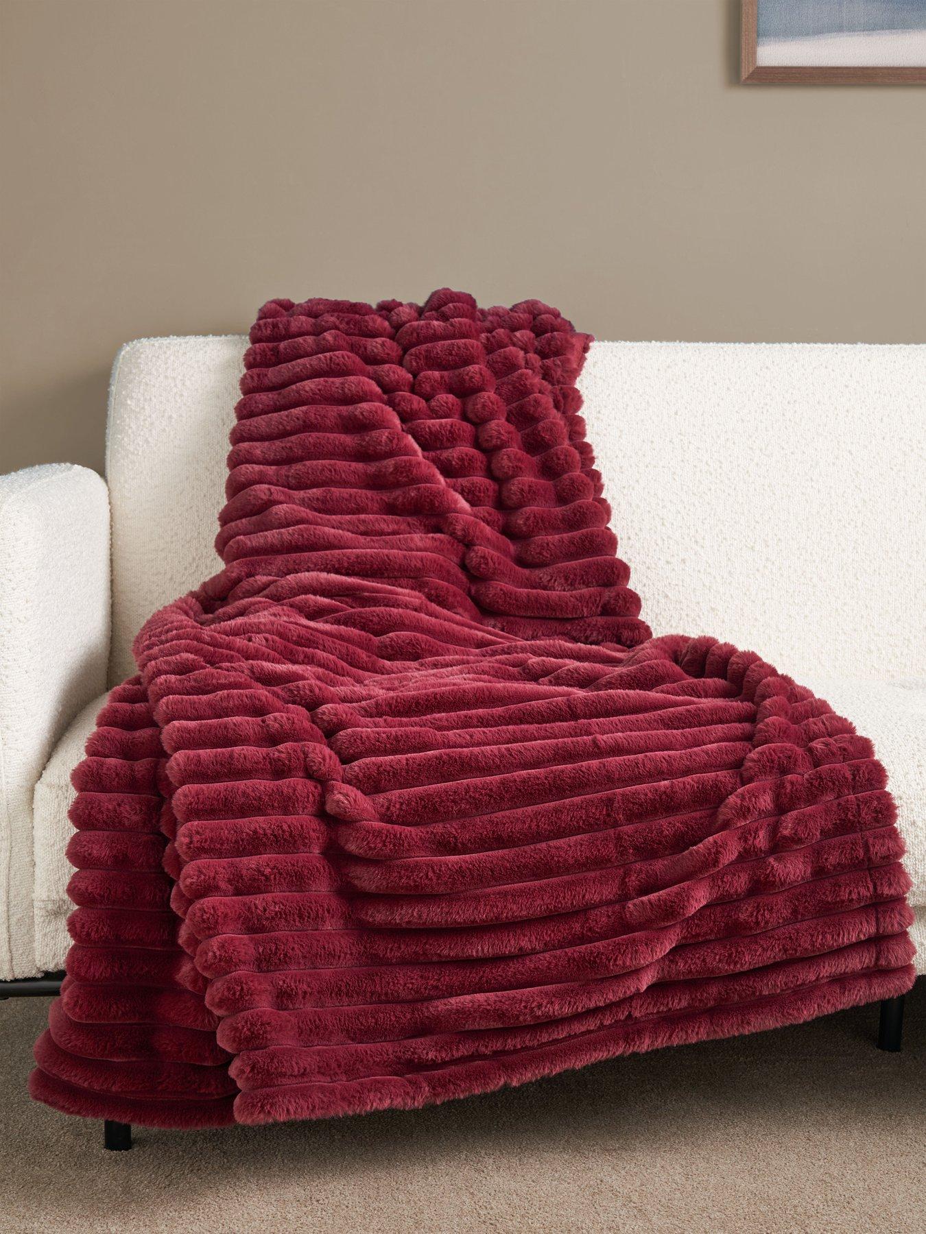 The Very Collection Chunky Ribbed Throw