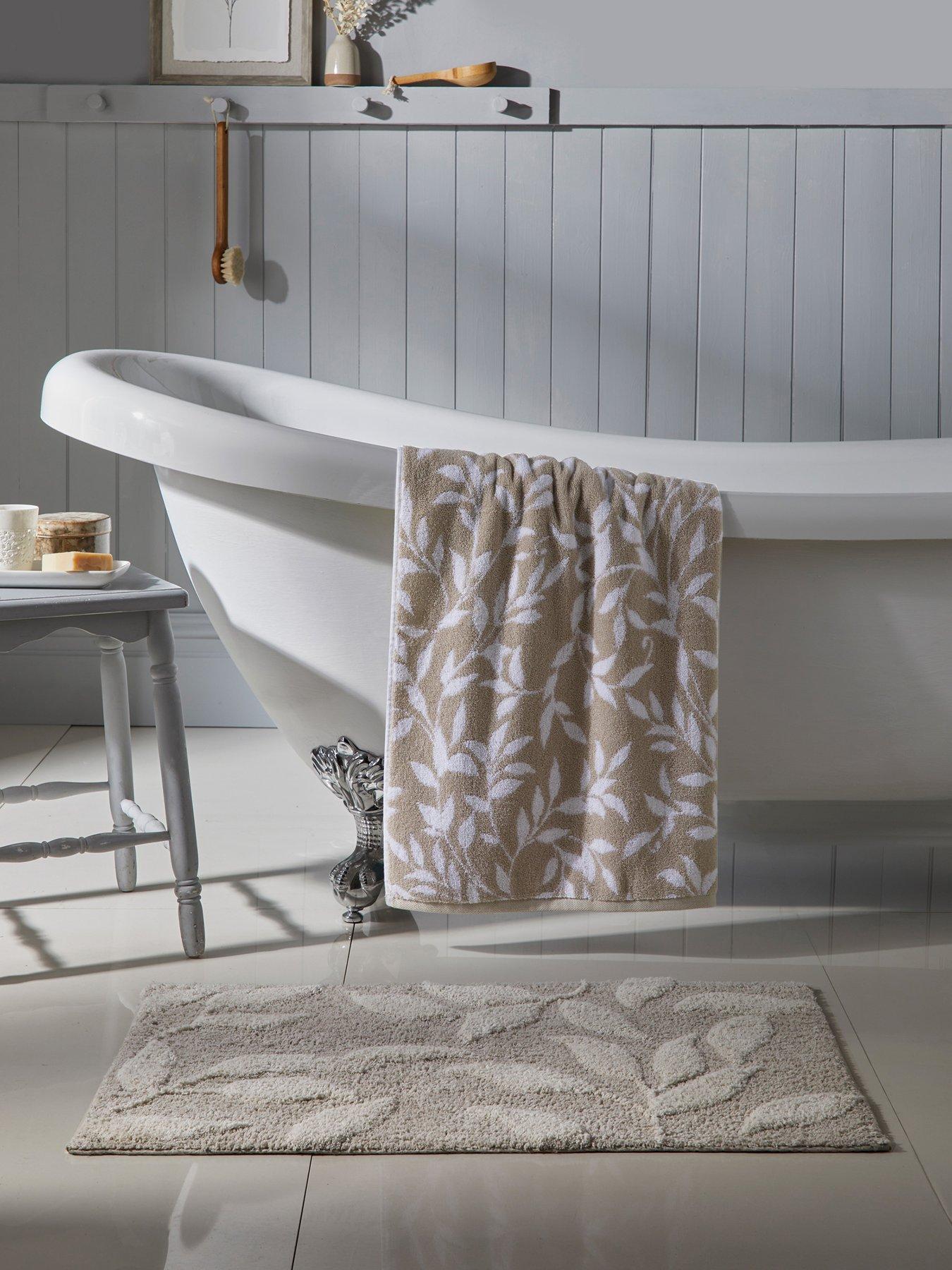 Image 3 of 3 of Dreams & Drapes Sandringham Hand Towel