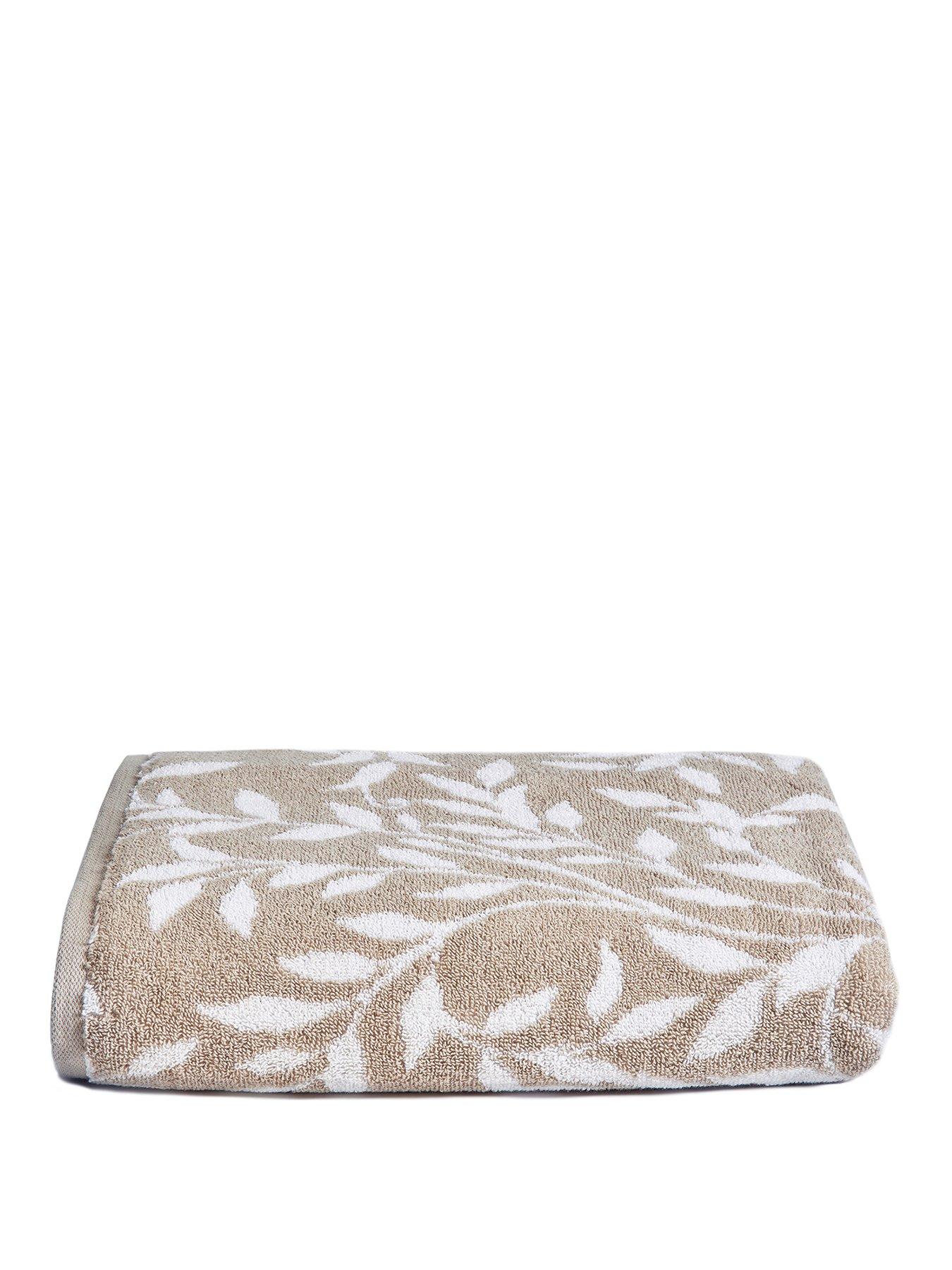 Image 1 of 3 of Dreams & Drapes Sandringham Bath Sheet