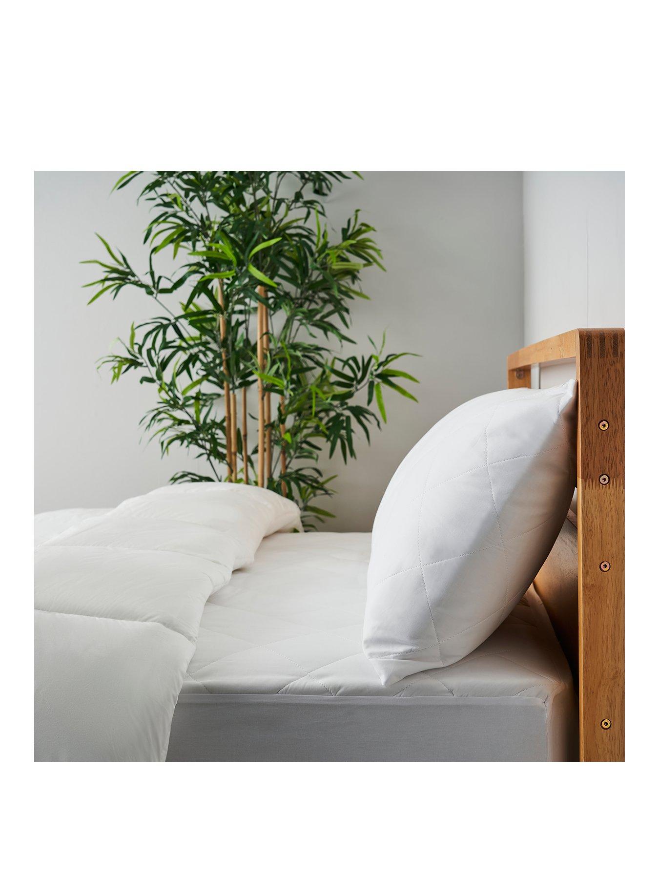 Image 1 of 3 of The Very Collection Hotel Collection Luxury Pillow Protector (single) - White