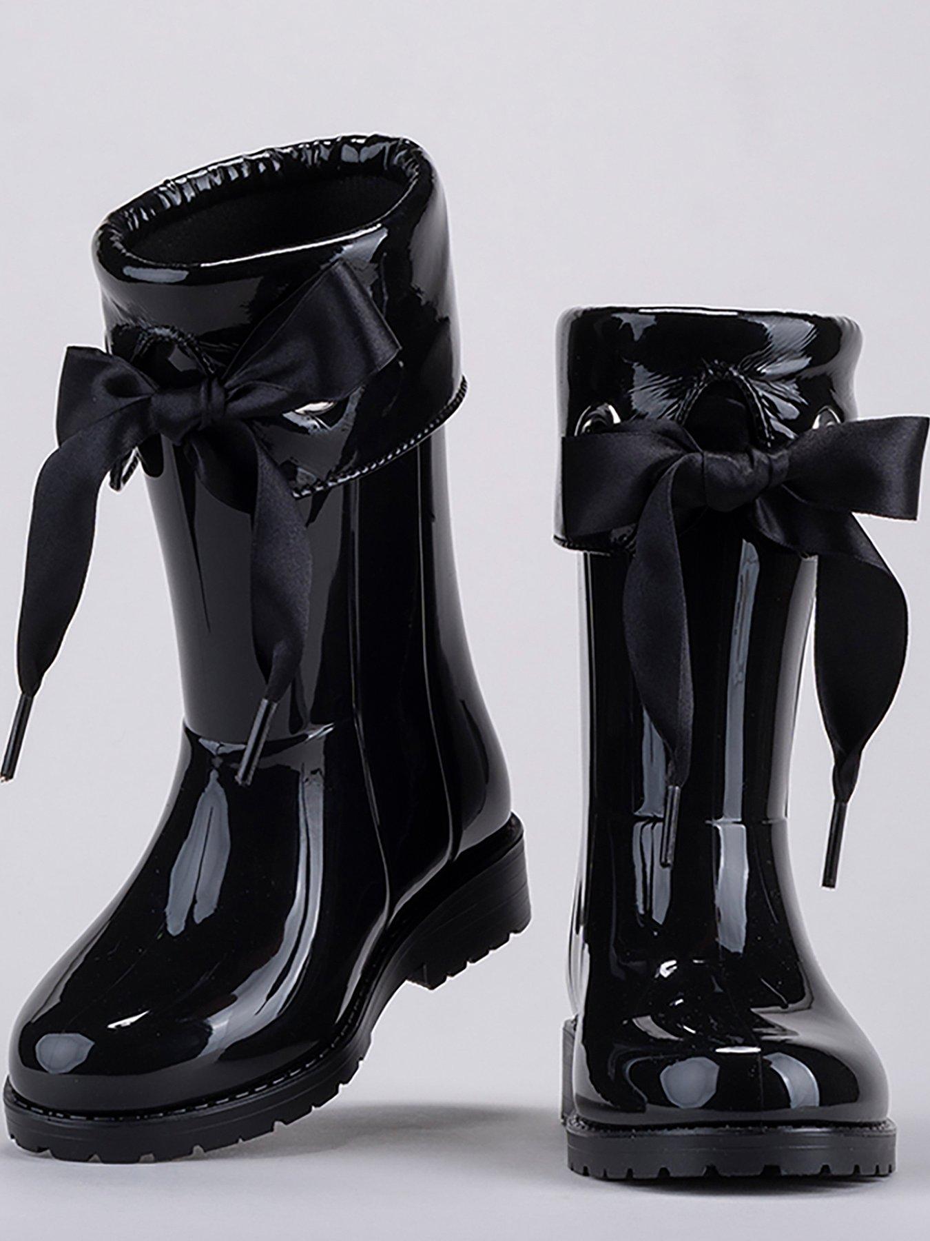  image of igor-campera-charol-bow-wellington-boot-black