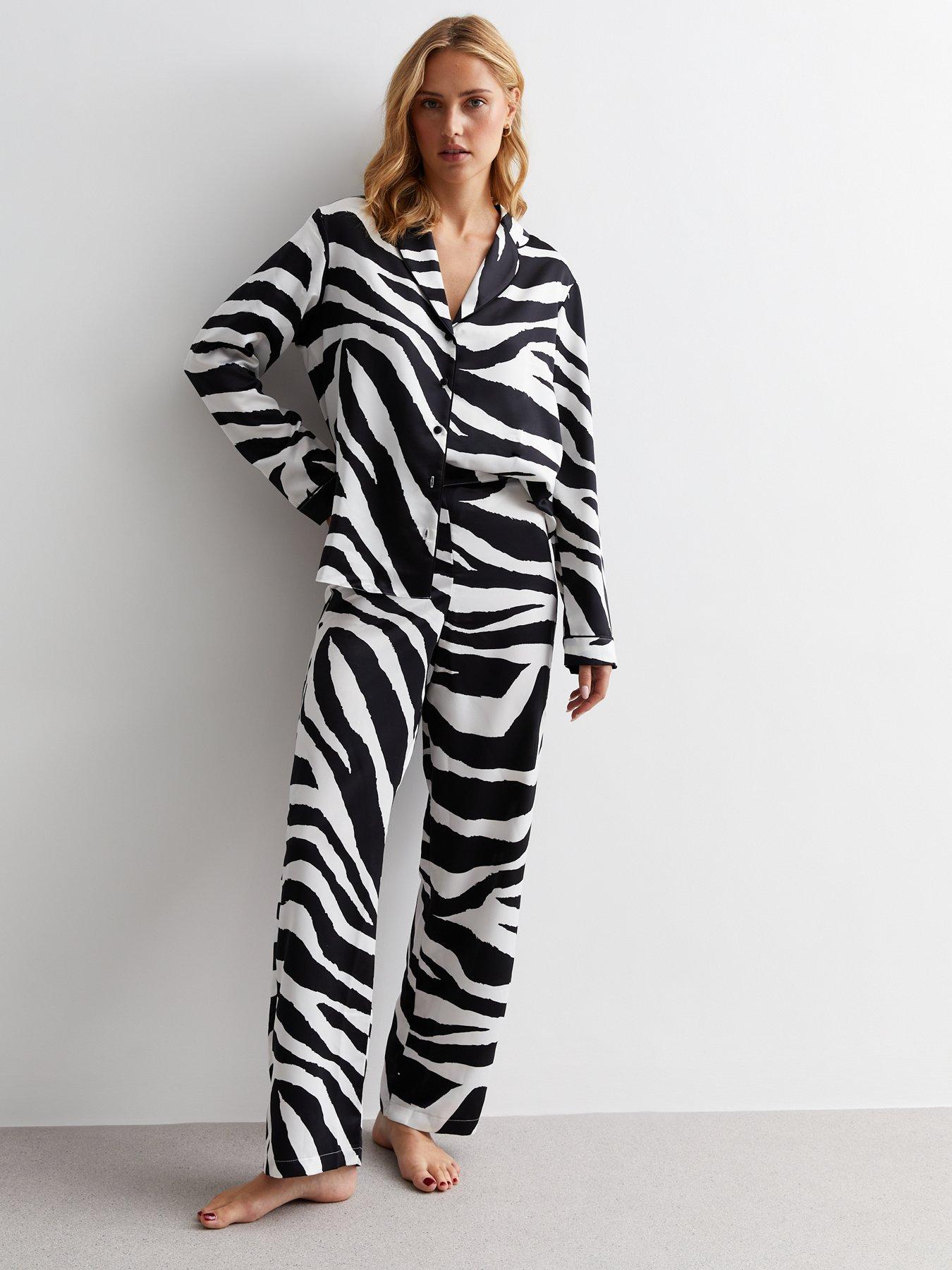 Zebra discount pyjama set