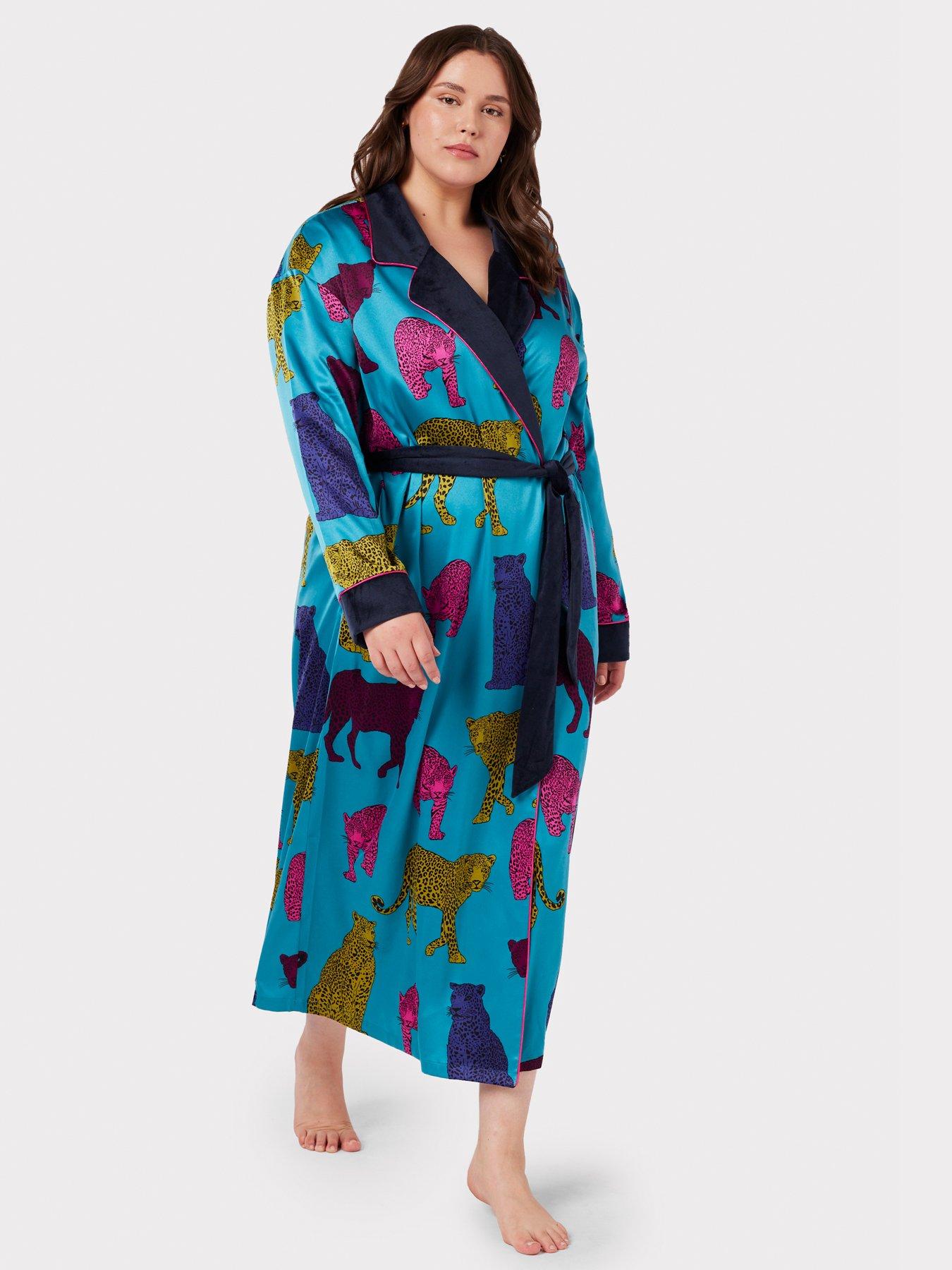 CHELSEA PEERS Curve Leopard Print Long Dressing Gown