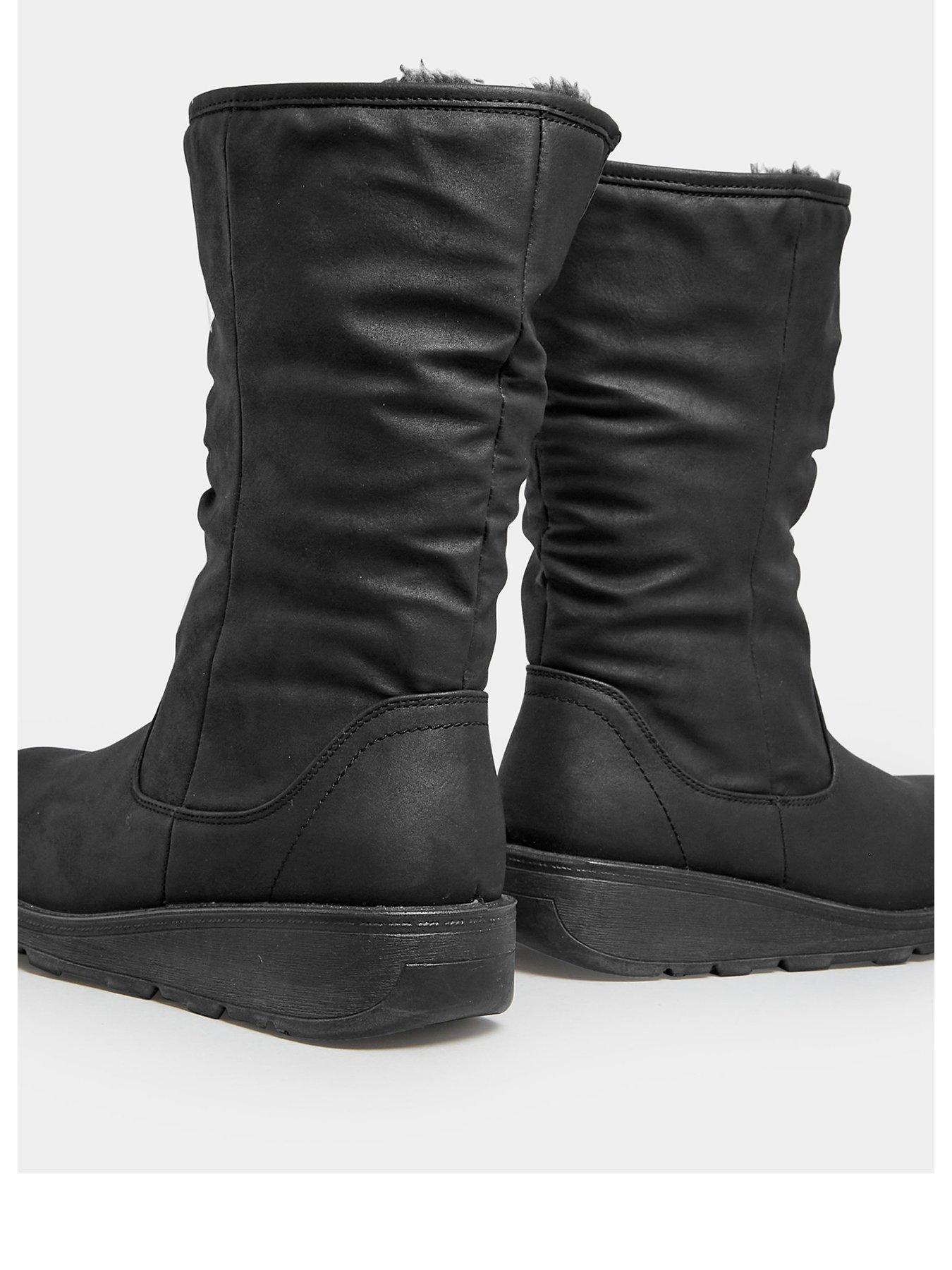 Image 3 of 3 of Yours Wide Fit Faux Fur Lined Dogwalker Black