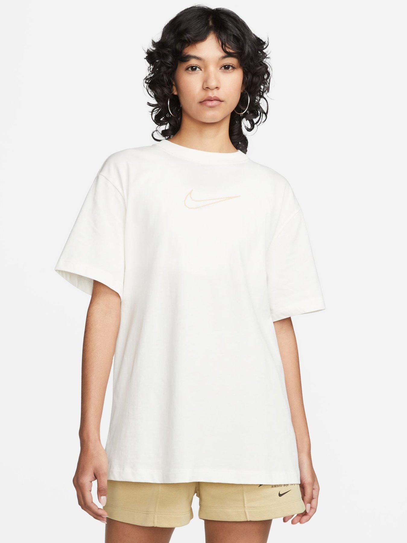 Nike boyfriend clearance shirt