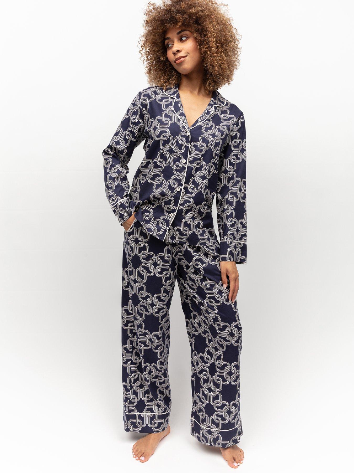 Chain discount print pyjamas