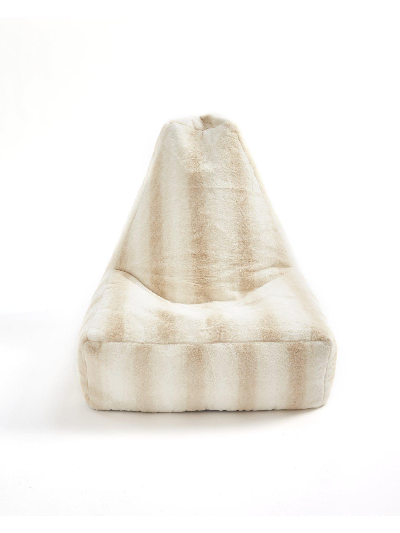 The Very Collection Rabbit Faux Fur Lounger