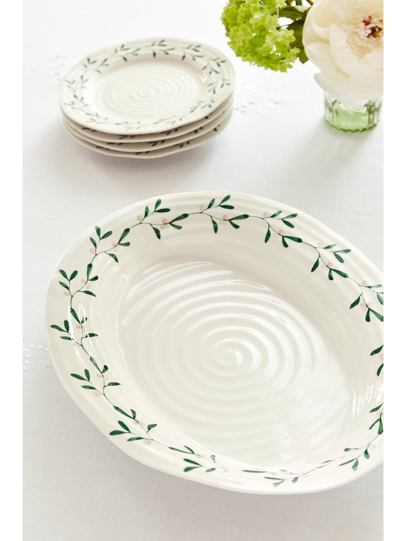Image 4 of 4 of Portmeirion Sophie Conran Mistletoe Oval Christmas&nbsp;Platter