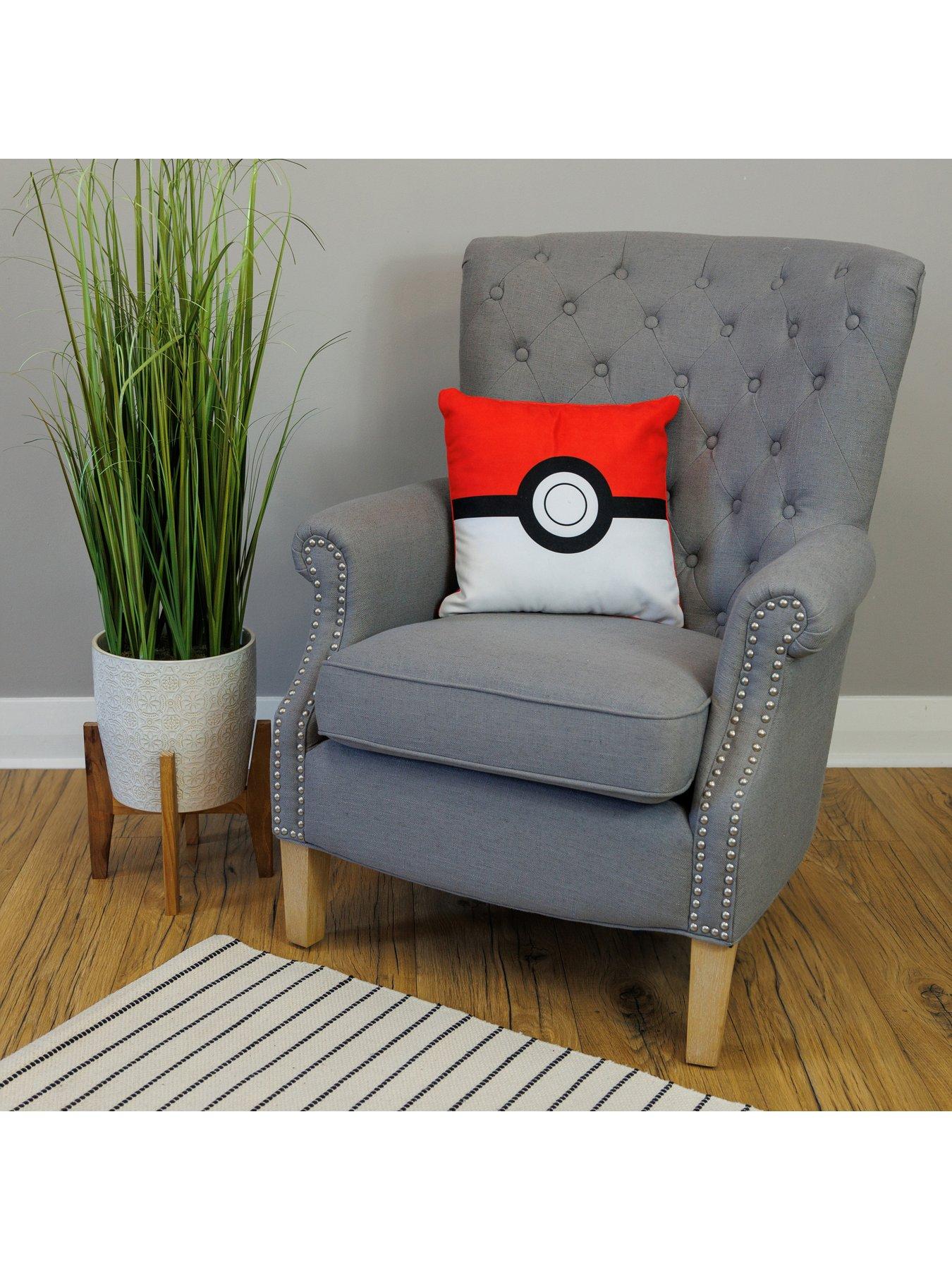 Image 7 of 7 of Pokemon Gotta Square Cushion - Multi