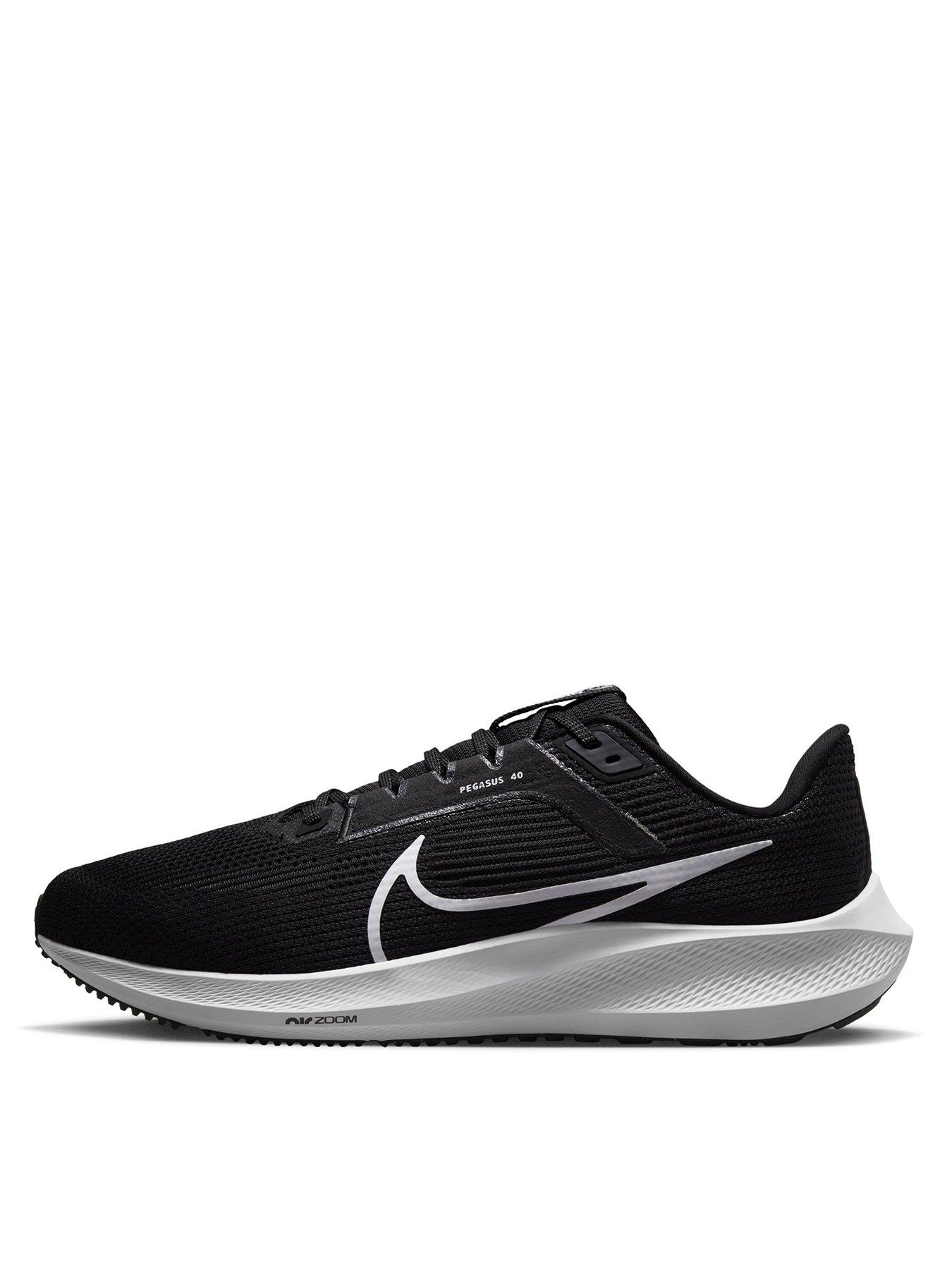 Wide fit nike trainers hot sale mens