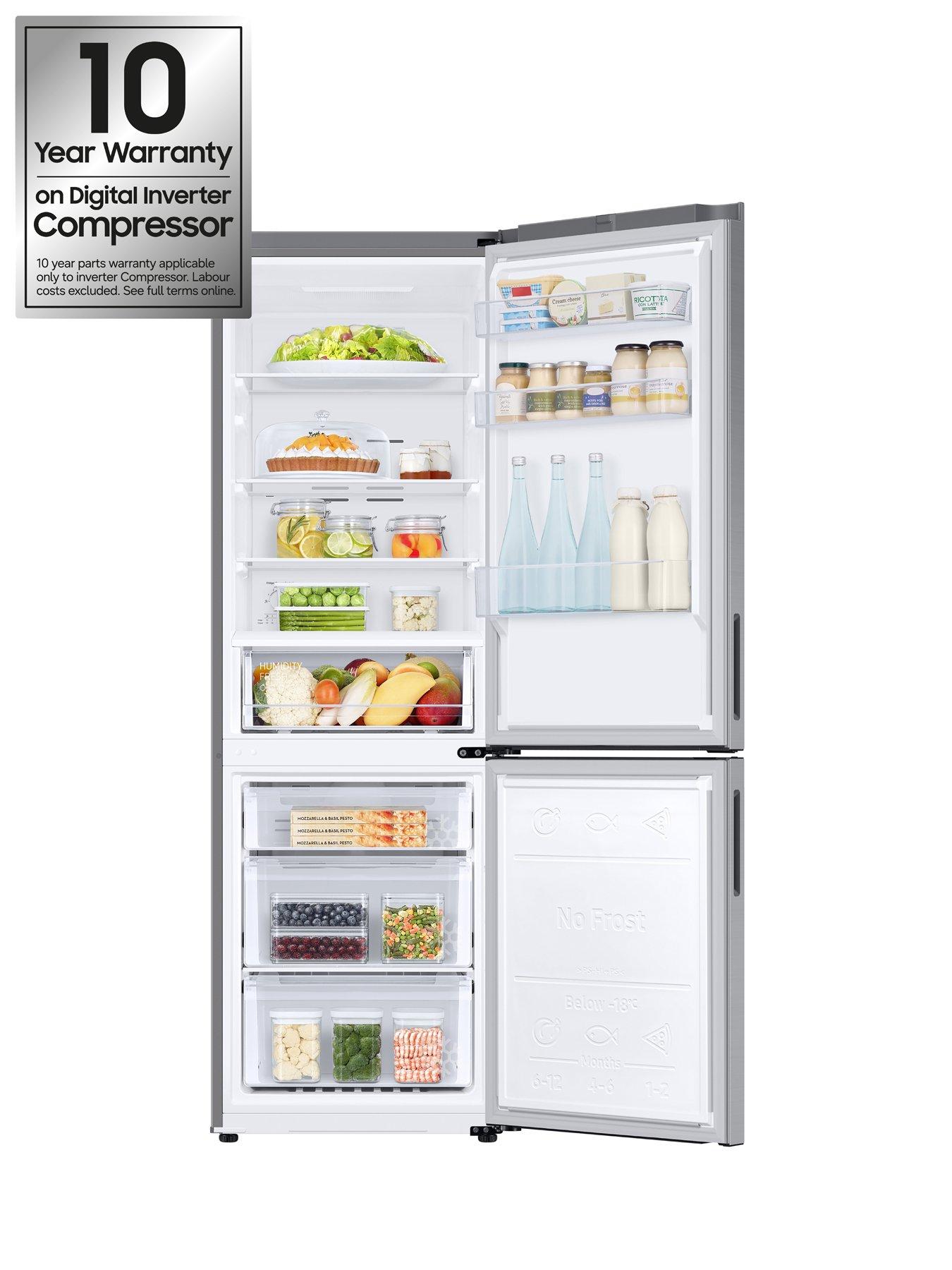 Image 2 of 8 of Samsung Series 5&nbsp;RB33B610ESA/EU Classic Fridge Freezer with SpaceMax&trade; Technology - E Rated -&nbsp;Silver