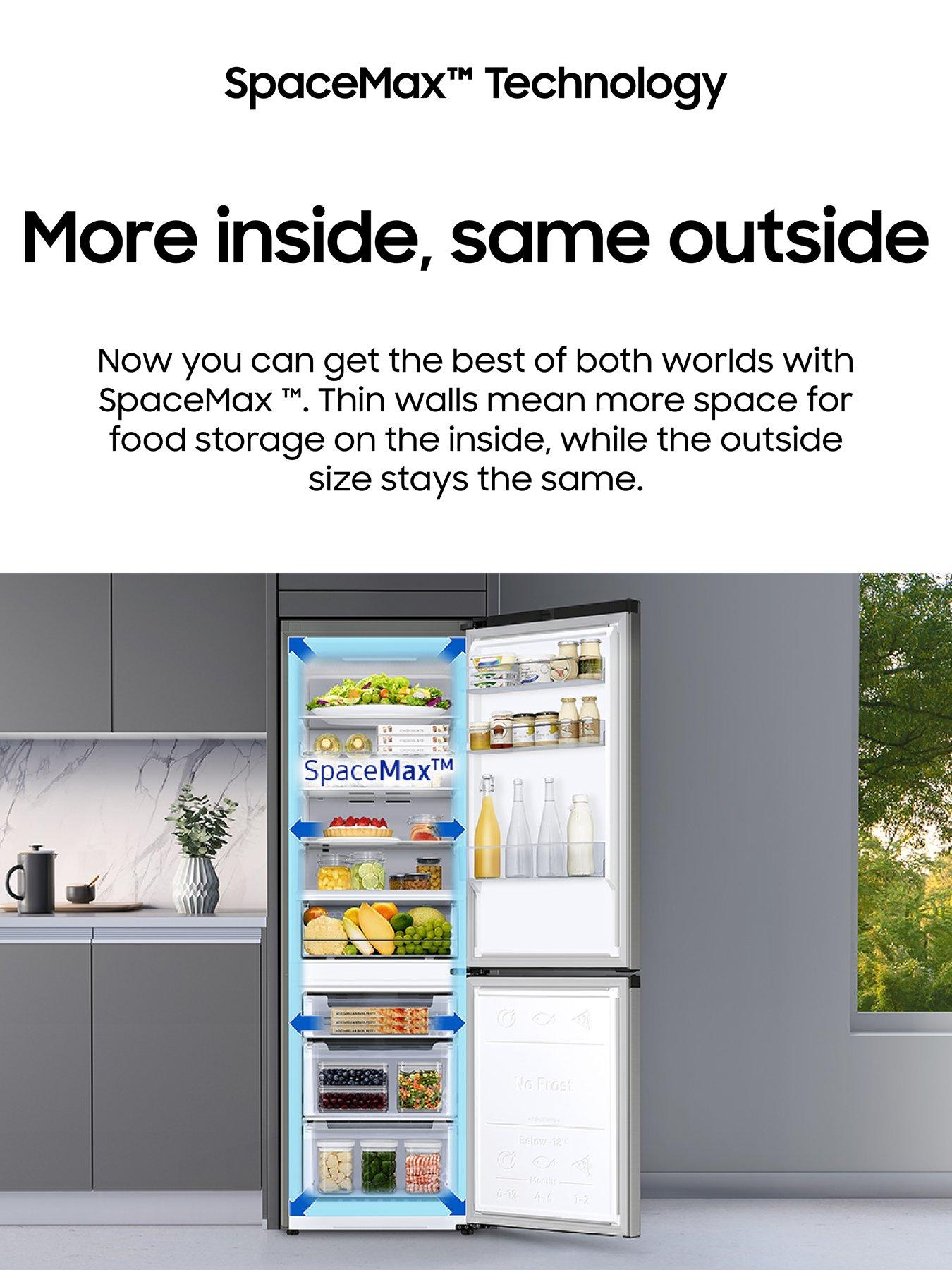 Image 3 of 8 of Samsung Series 4&nbsp;RB7300T&nbsp;RB34C652ESA/EU Frost-Free Classic Fridge Freezer with Non-Plumbed Water Dispenser - E Rated - Silver