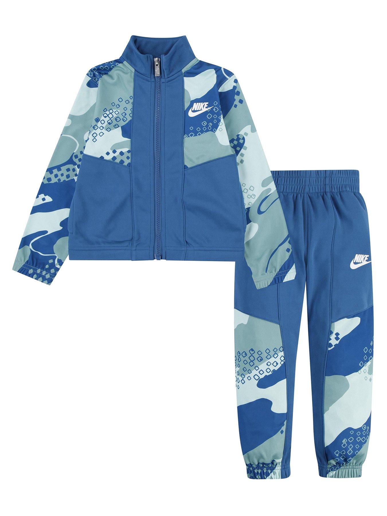 Nike club camo store tracksuit