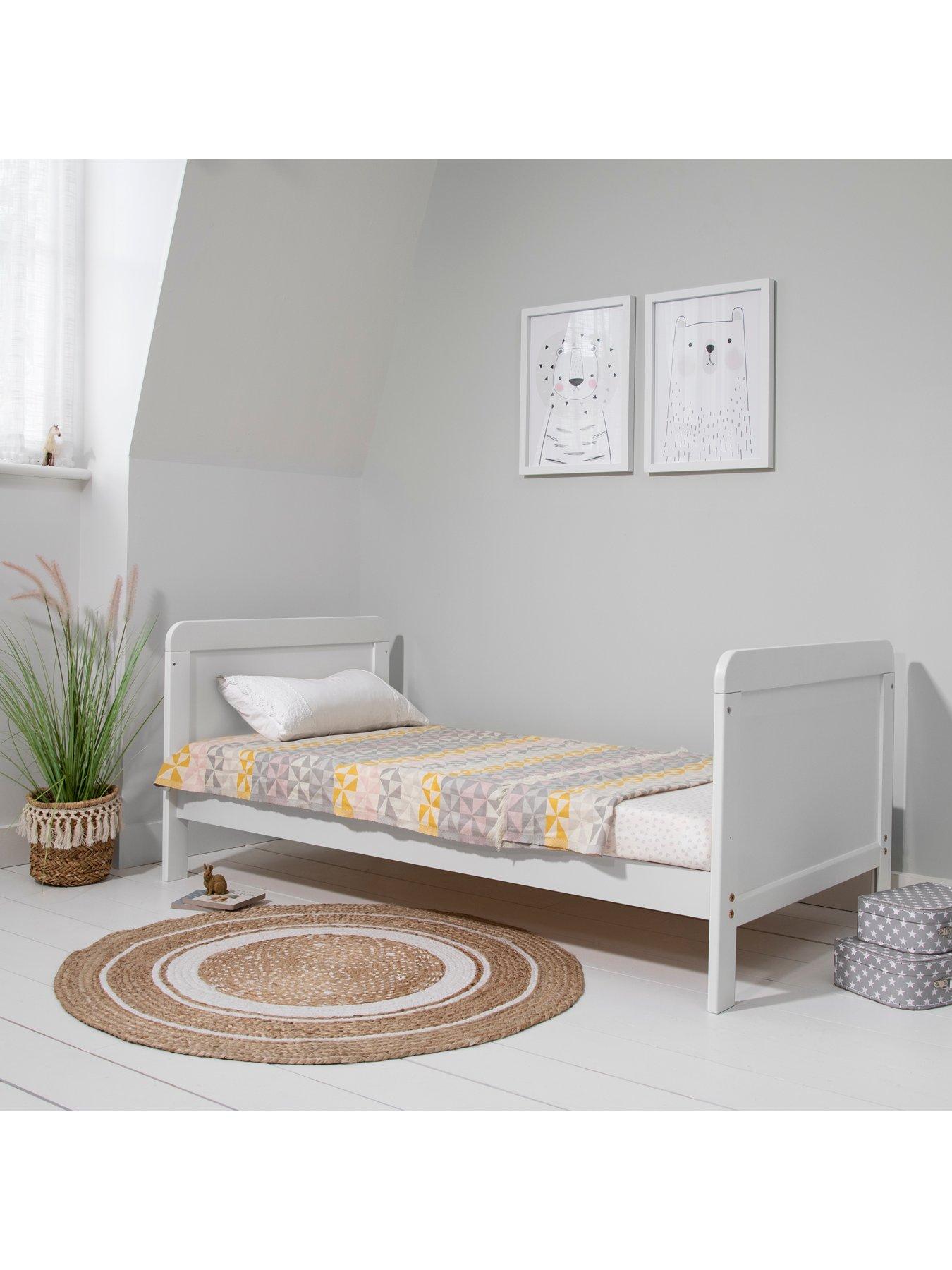 Image 3 of 7 of Tutti Bambini Rio 5 Piece Furniture Set - White (Cot Bed, Cot Top Changer, Sprung Mattress, Chest Changer, Wardrobe)