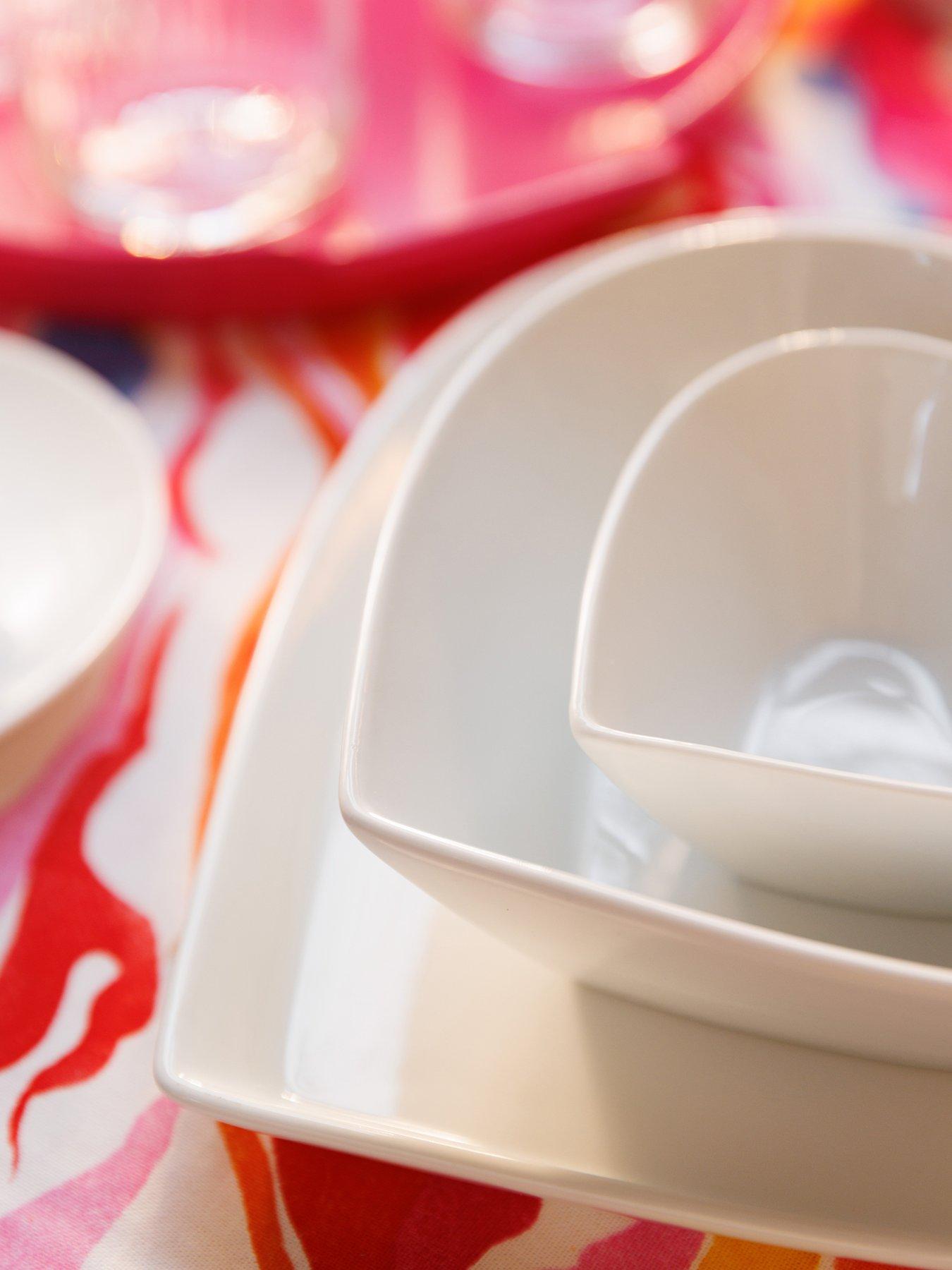 Image 4 of 7 of Mikasa Chalk Porcelain Large Heart-Shaped Serving Bowl