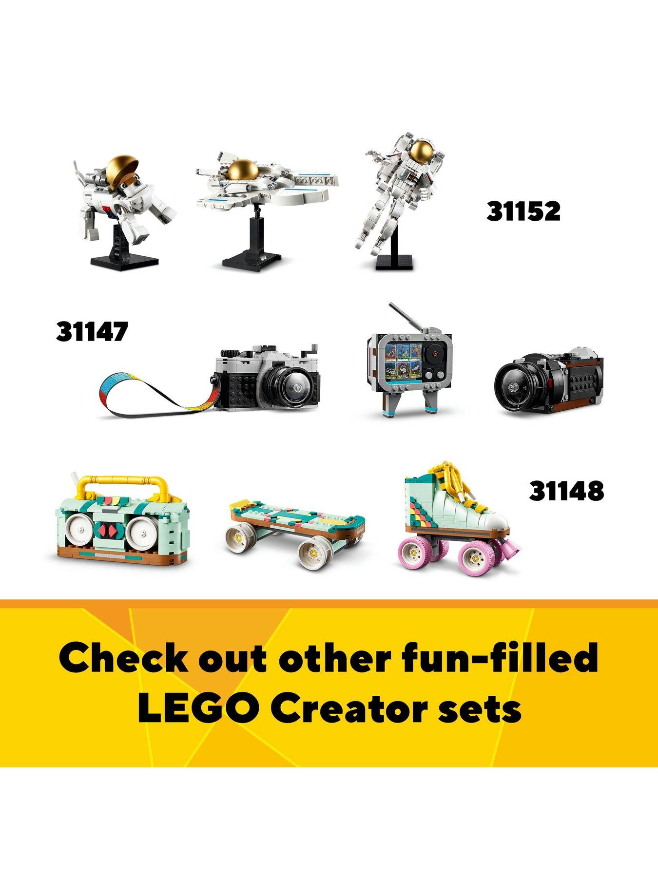 Image 6 of 7 of LEGO Botanical Botanicals Flowers in Watering Can 31149