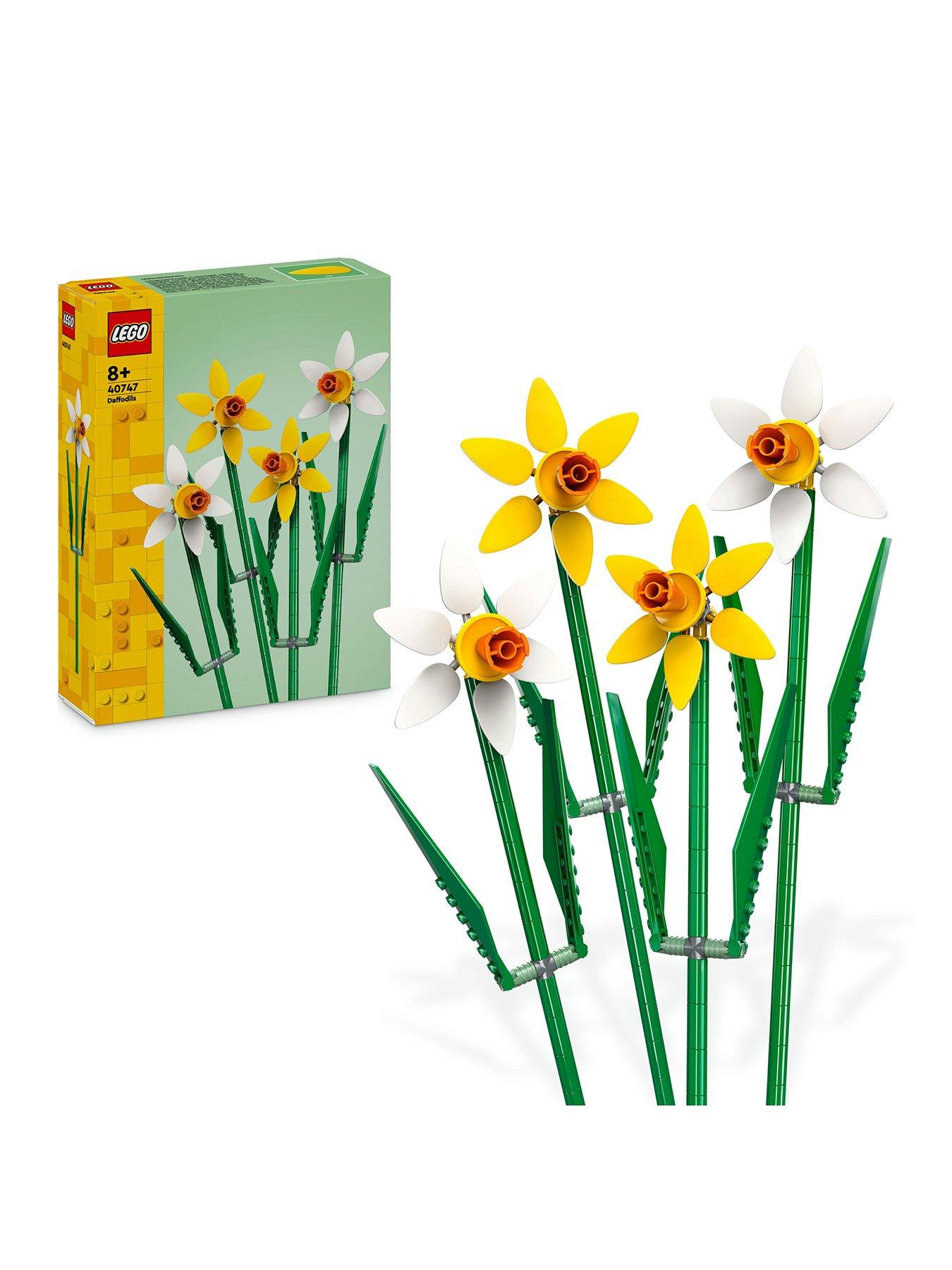 Image 1 of 7 of LEGO Botanical Botanicals Daffodils Flower Set 40747