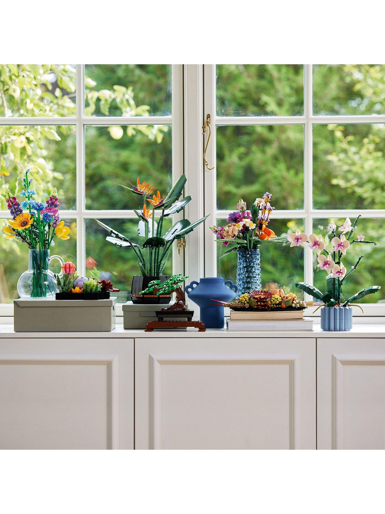 Image 6 of 7 of LEGO Botanical Botanicals Daffodils Flower Set 40747