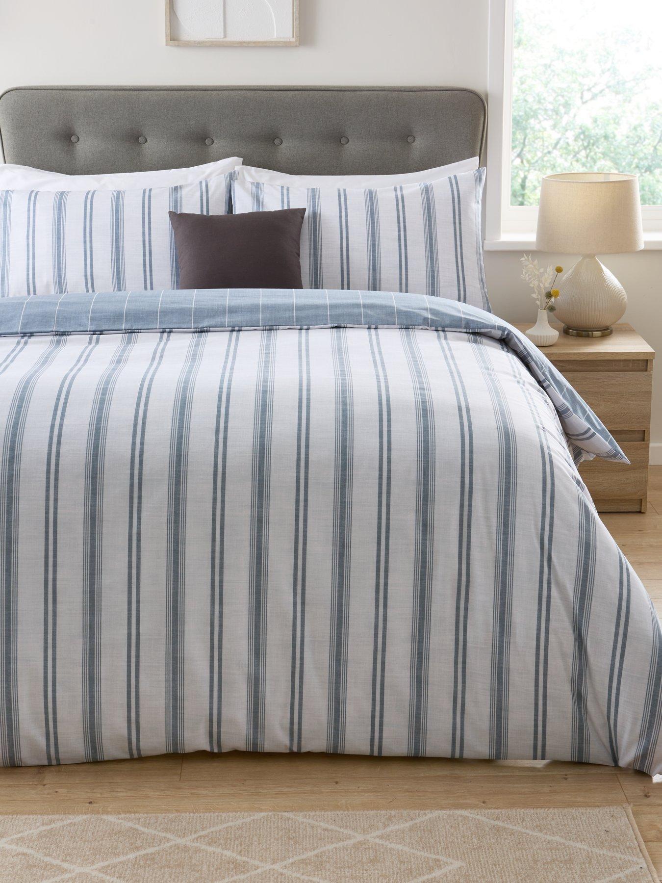 everyday-farmhouse-stripe-duvet-cover-set-blue