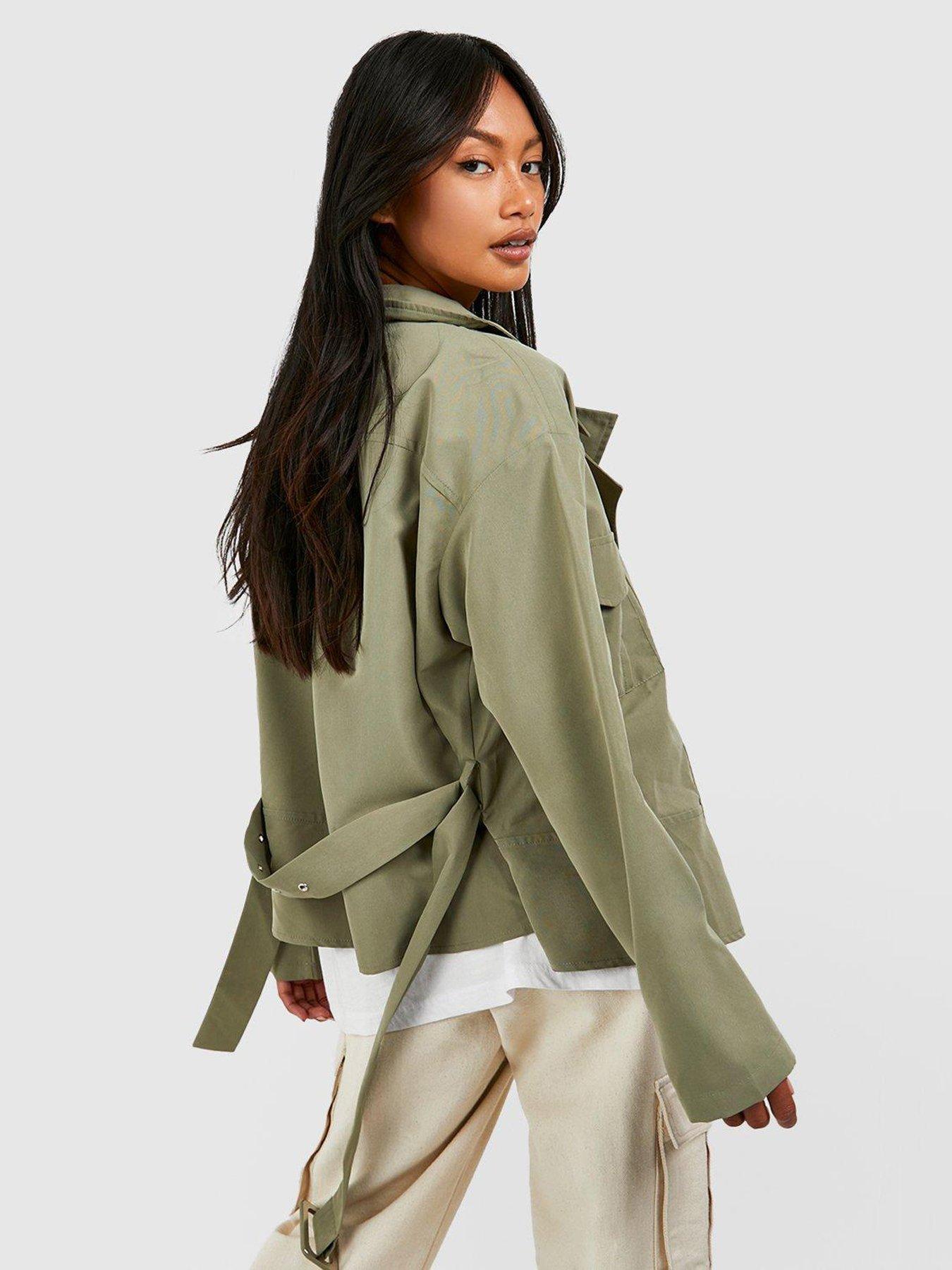 Belted utility outlet jacket