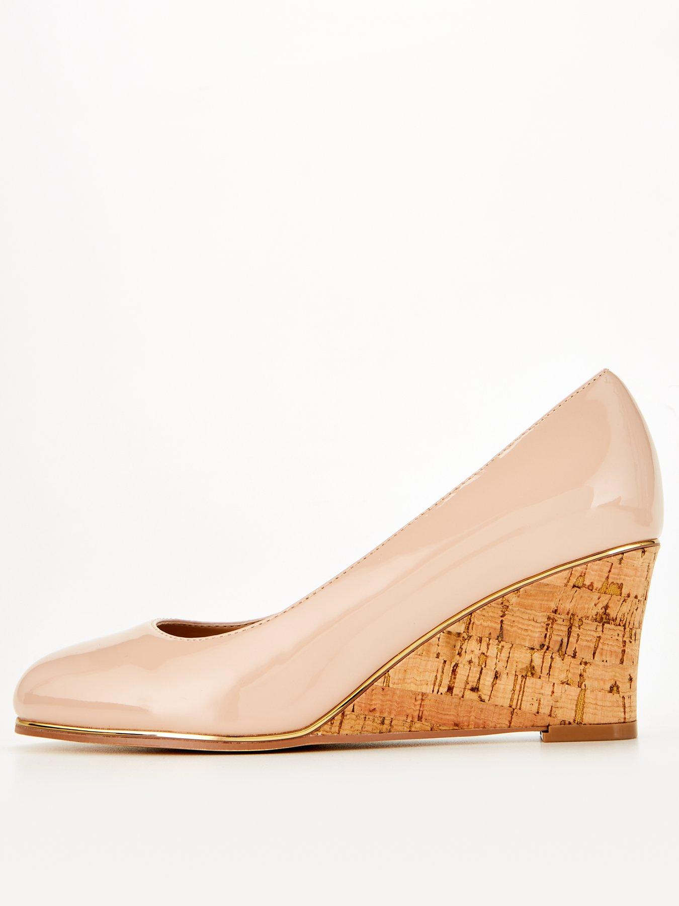 Closed Toe Wedge Shoe Nude