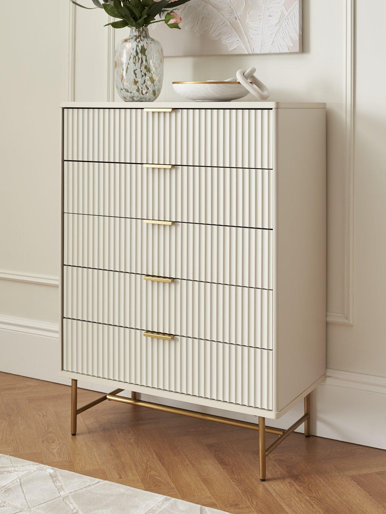 The Very Collection Cora 5 Drawer Chest - Ivory/Brass