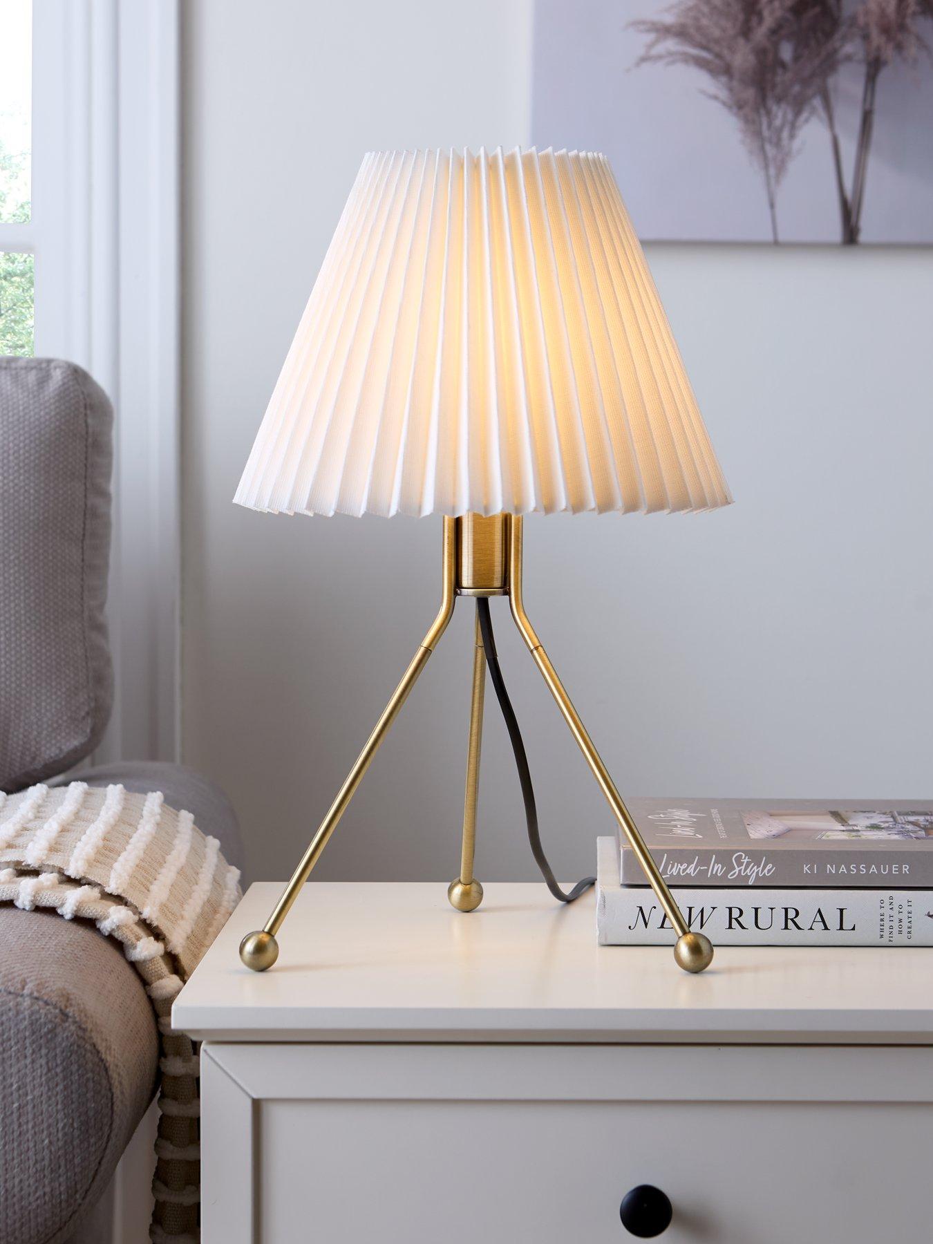 The Very Collection Ball Foot Tripod Table Lamp