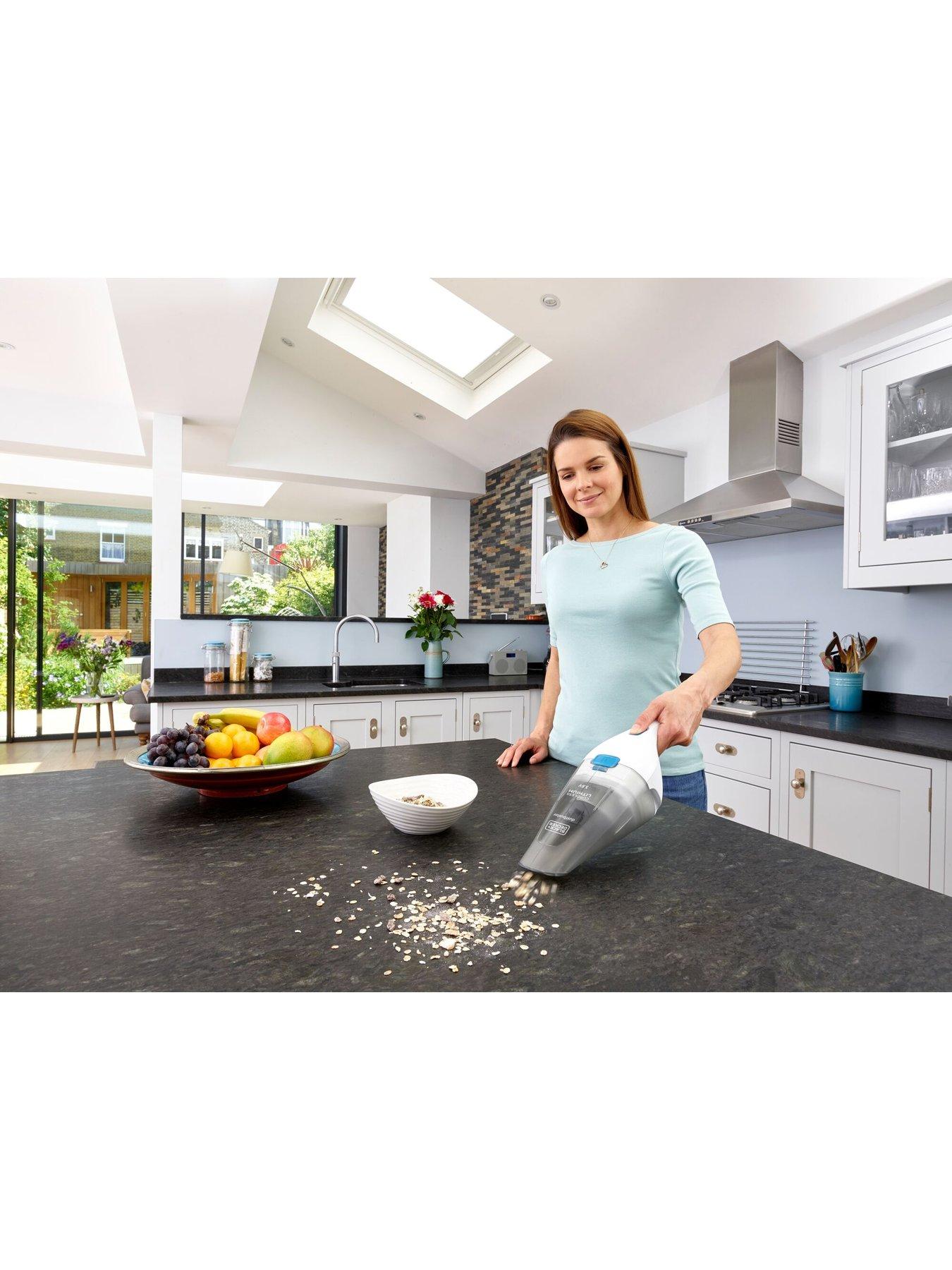 Image 5 of 6 of Black & Decker BLACK+DECKER 3.6V Cordless Dustbuster Handheld Vacuum Cleaner NVC115JL-GB