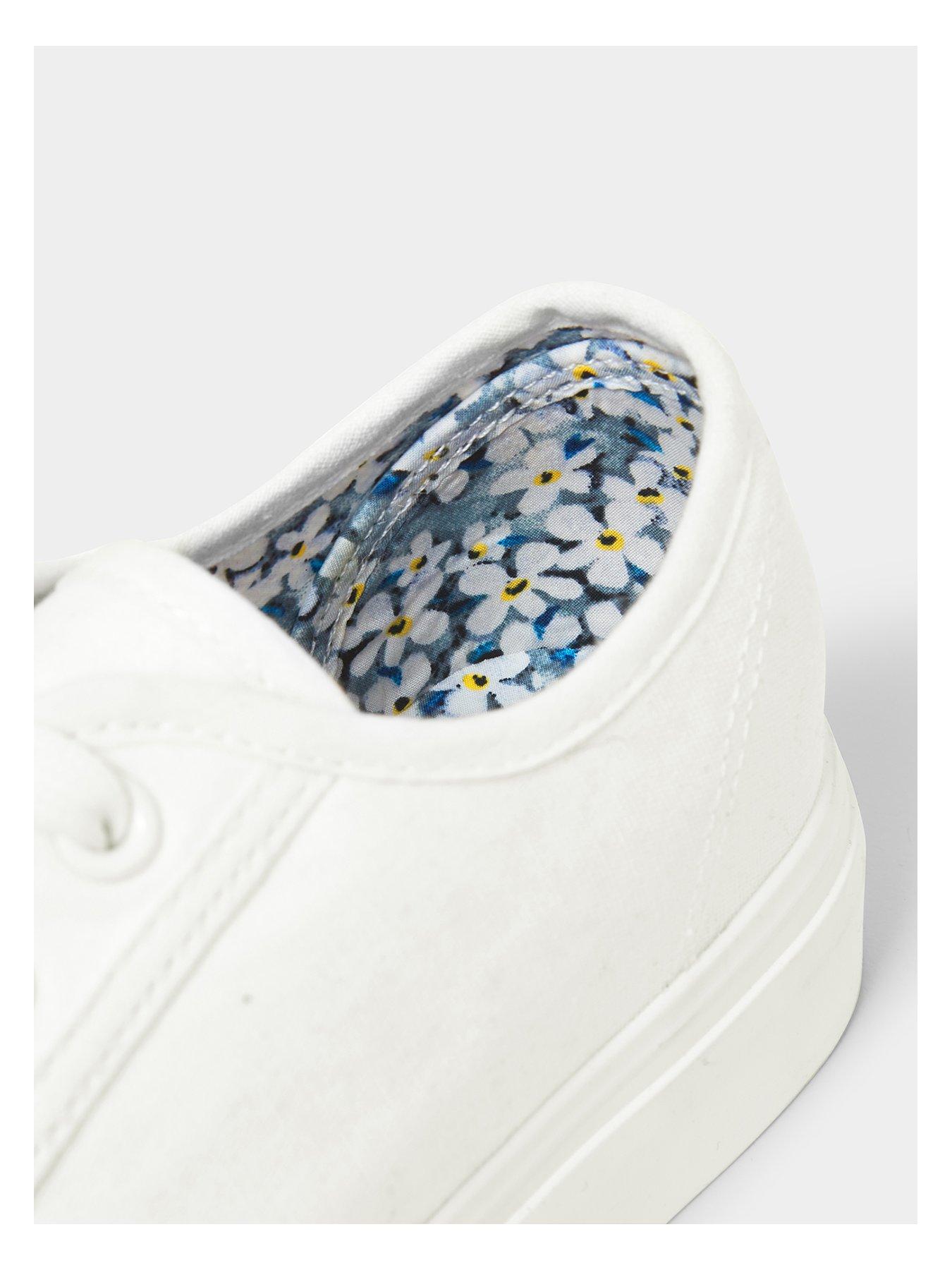  image of joe-browns-got-to-have-it-pumps-white
