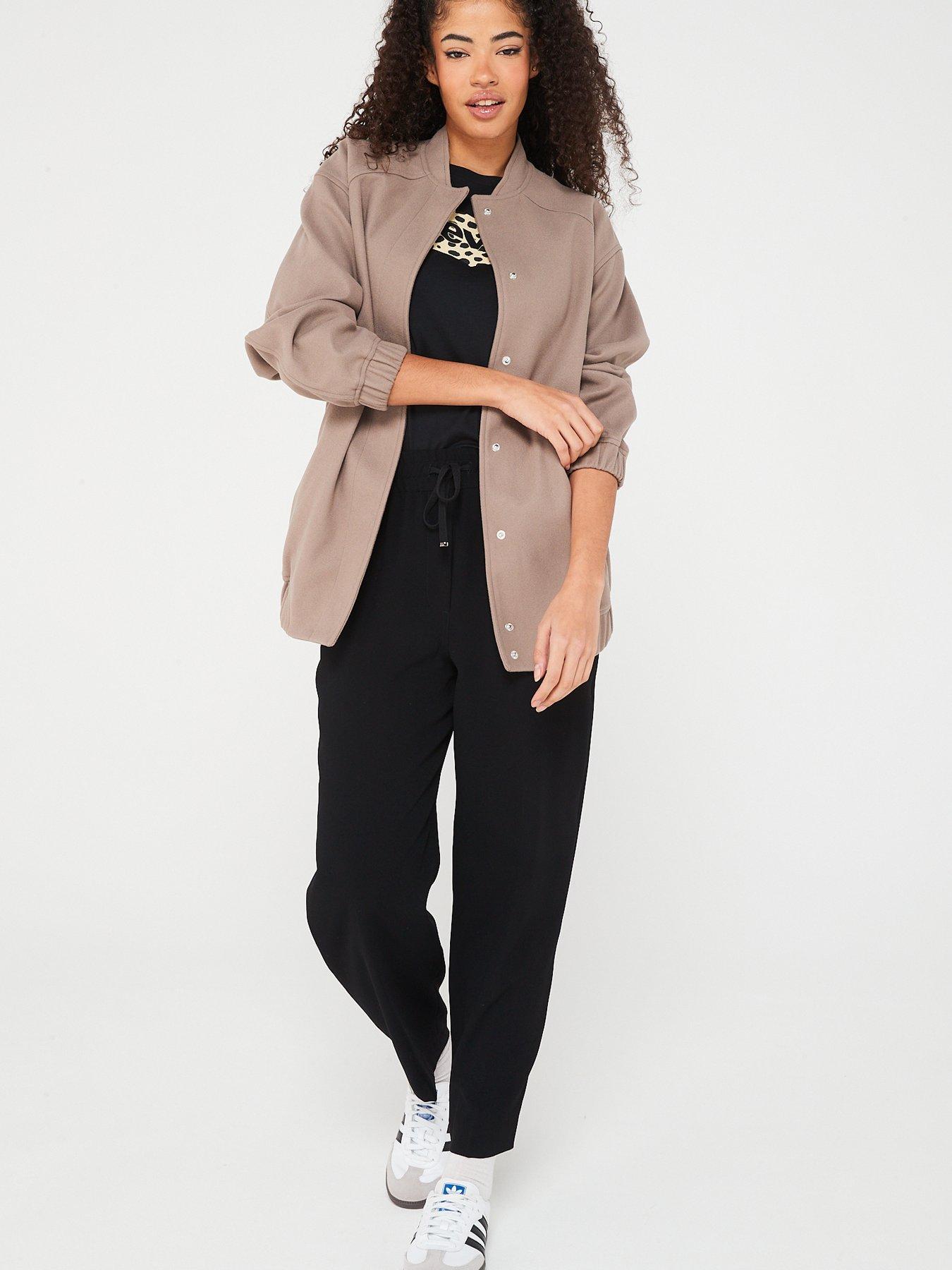  image of levis-graphic-perfect-t-shirt-bw-leopard-caviar