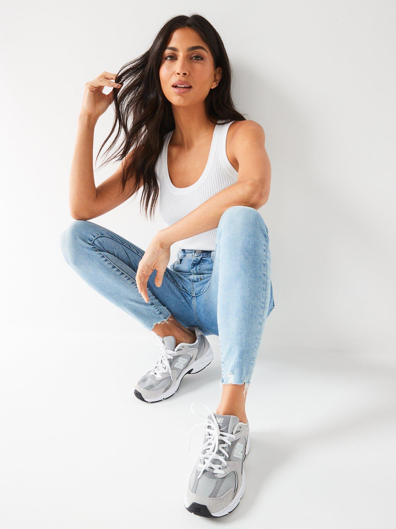 Image 4 of 4 of Levi's 721&trade;&nbsp;High Rise Skinny Jean - Making Waves - Blue