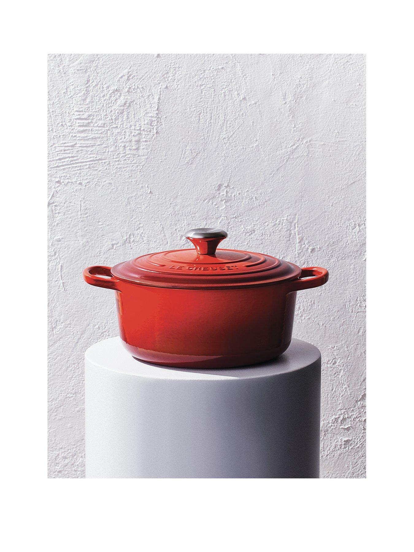 undefined Signature Cast Iron Round 26 cm Casserole in Cerise